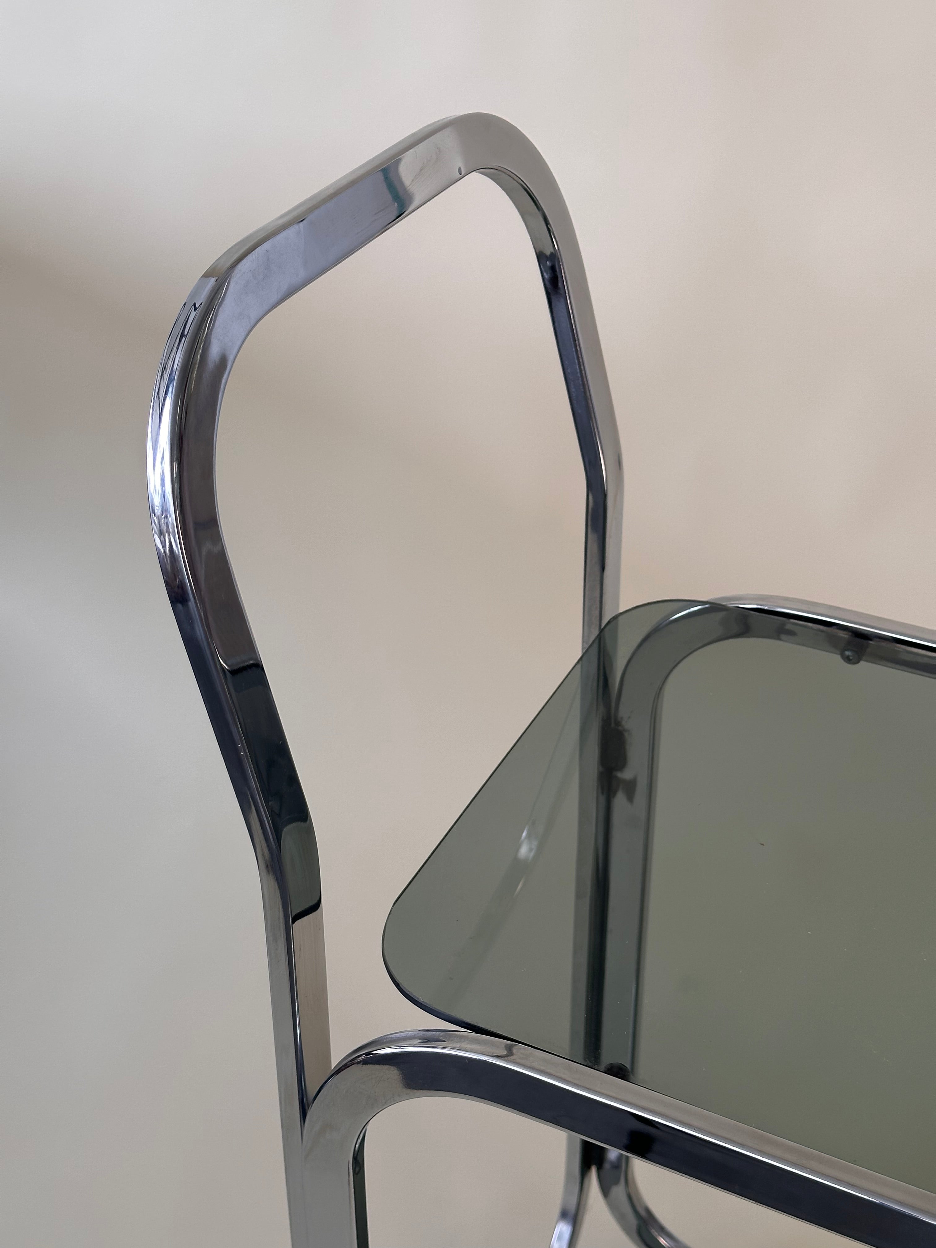Chariot de bar vintage en chrome & verre fumé, 1970s