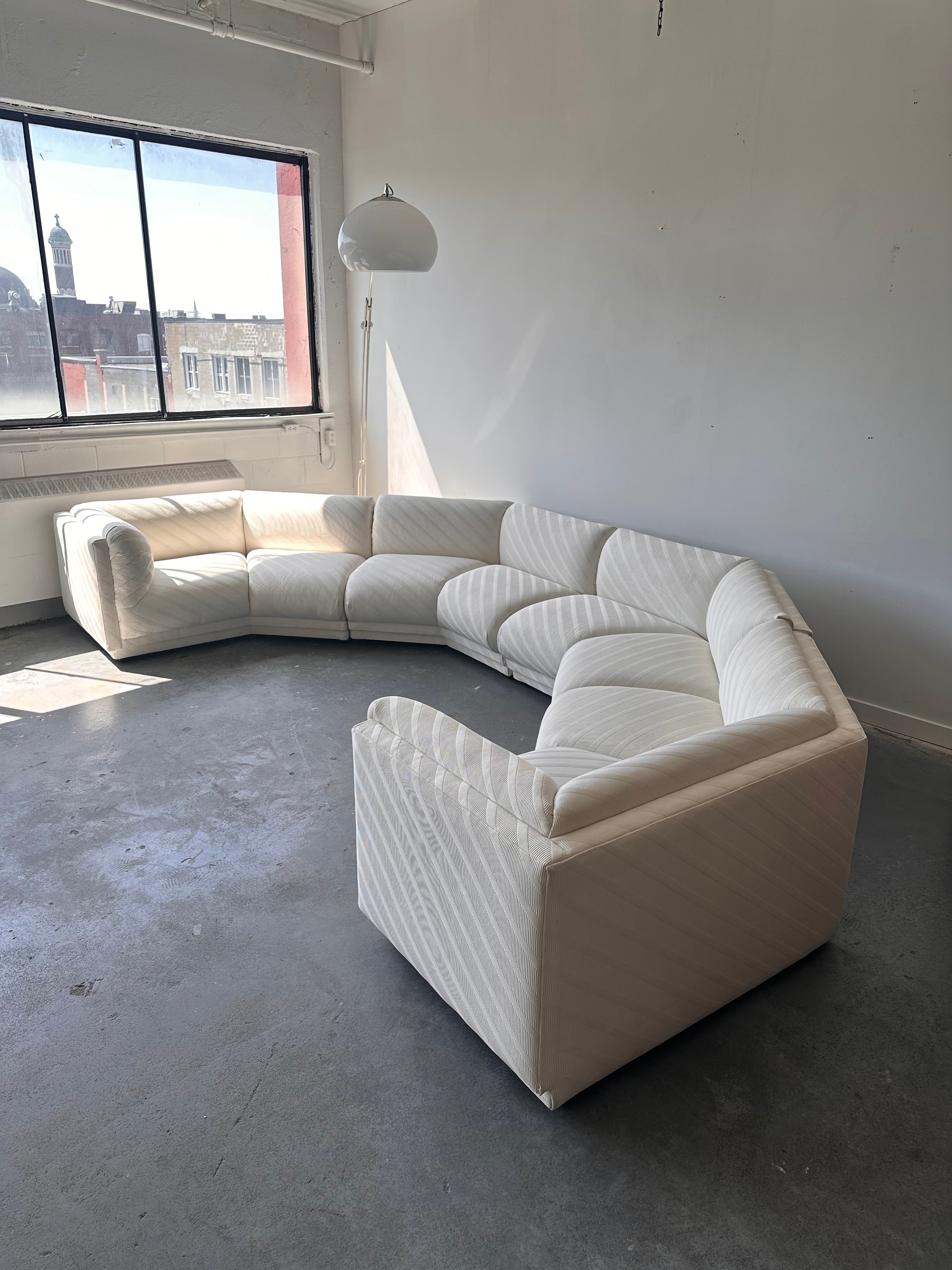 Divan modulaire blanc par Bernhardt