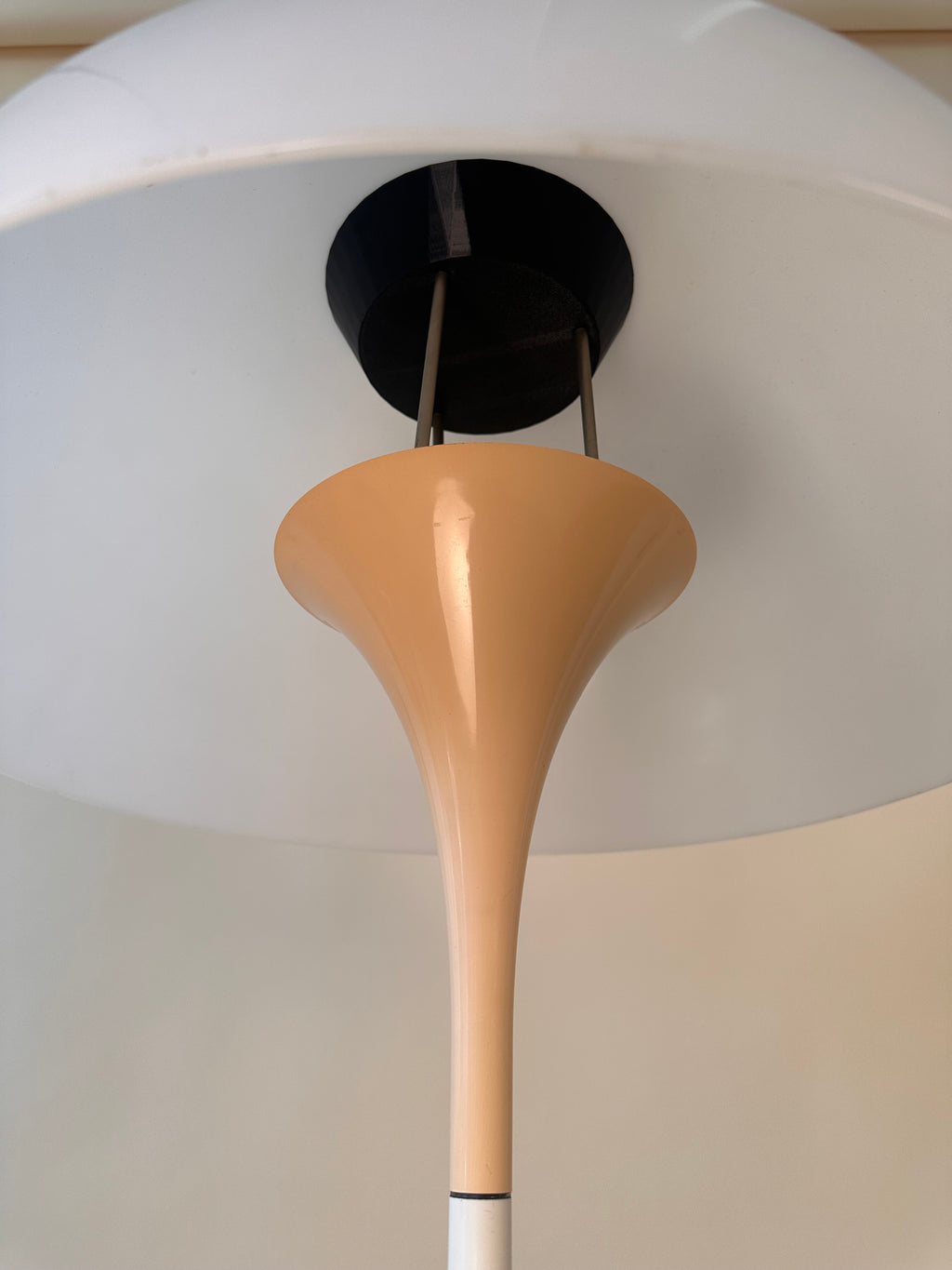 Lampadaire Panthella par Verner Panton pour Louis Poulsen, 1971