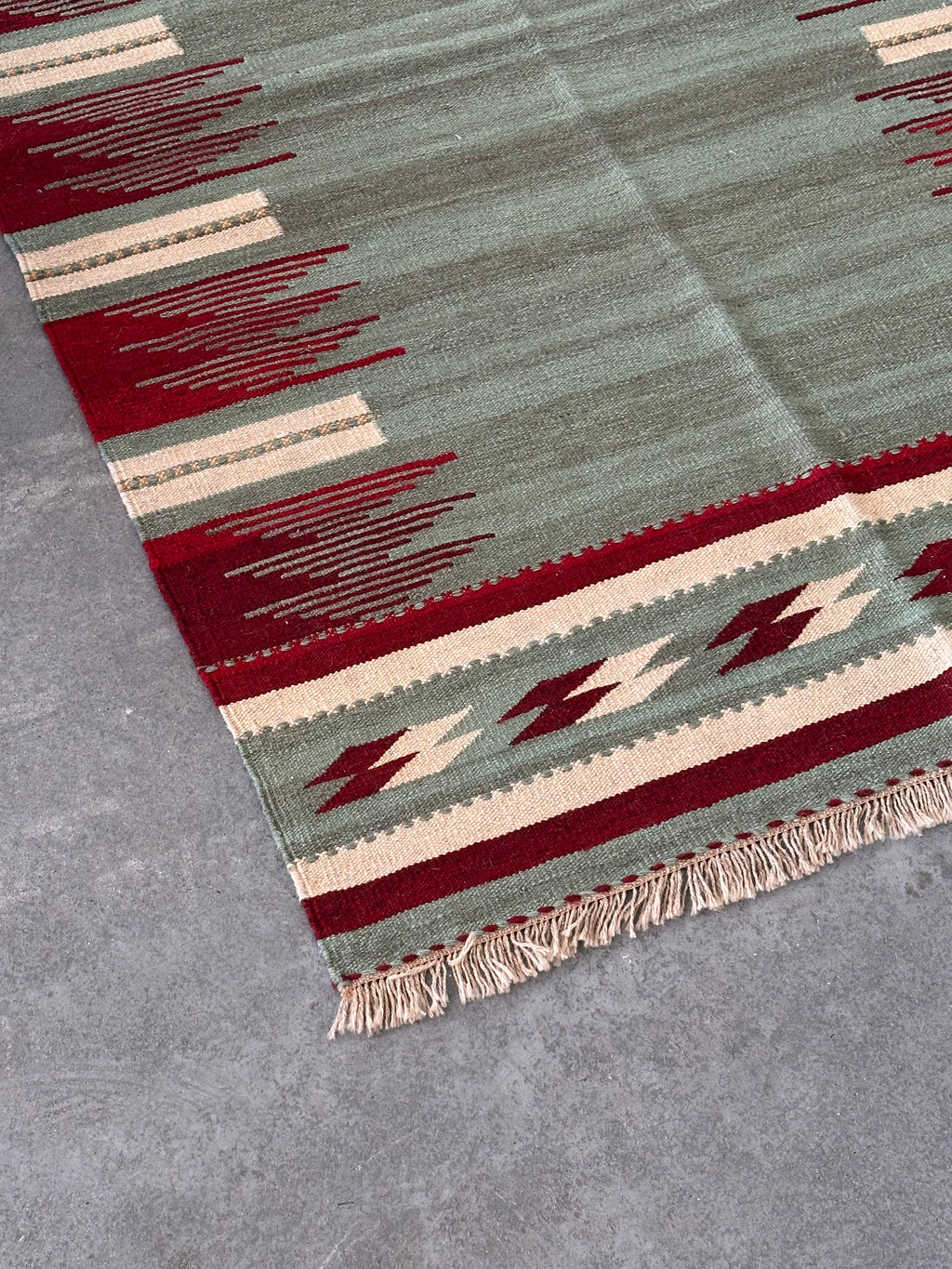 Hand-woven flat "Kilim" rug, Navajo style