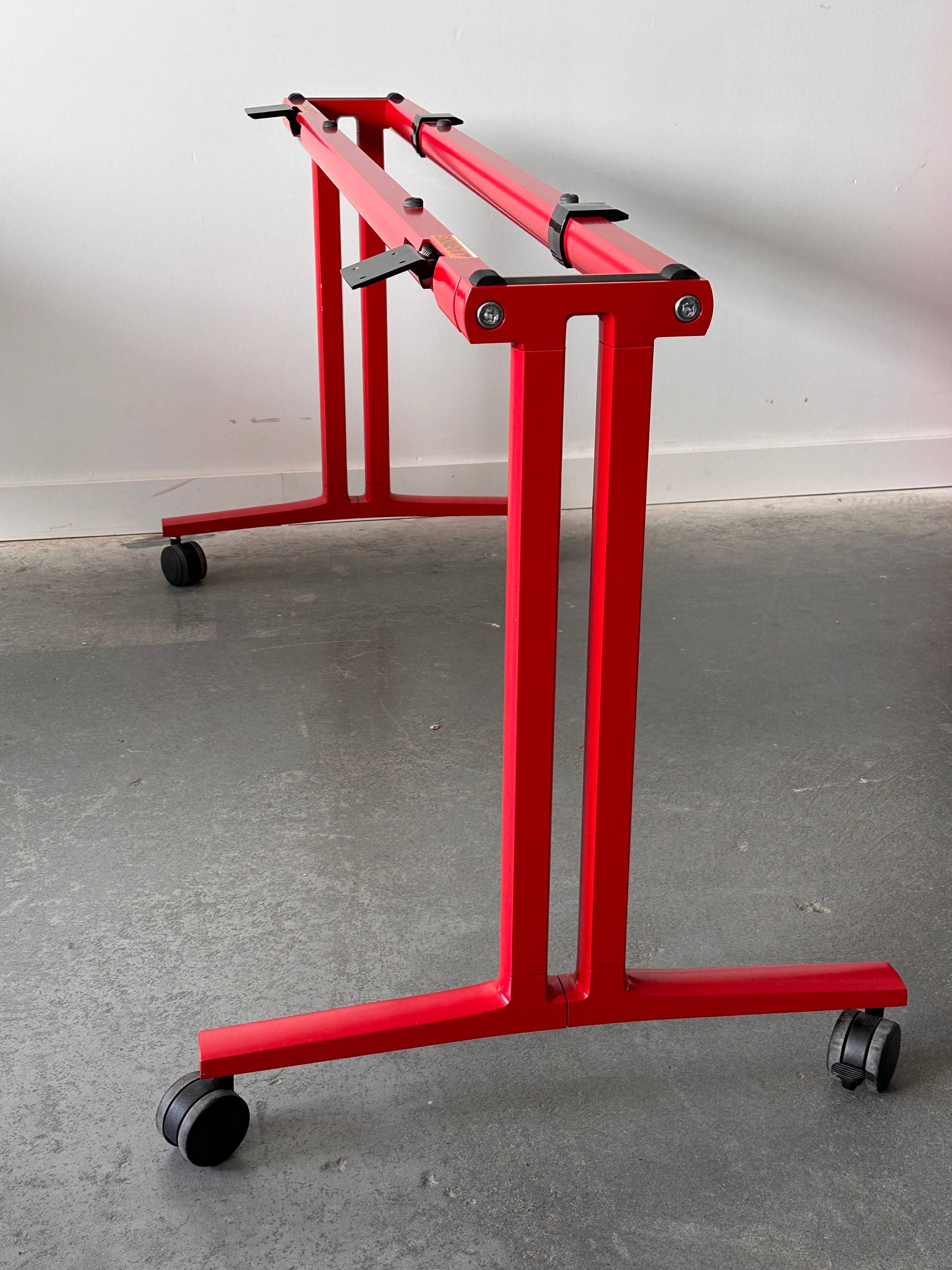 Table de conférence "everywhere Flip Top" par Dan Grabowski pour Herman Miller, 2020