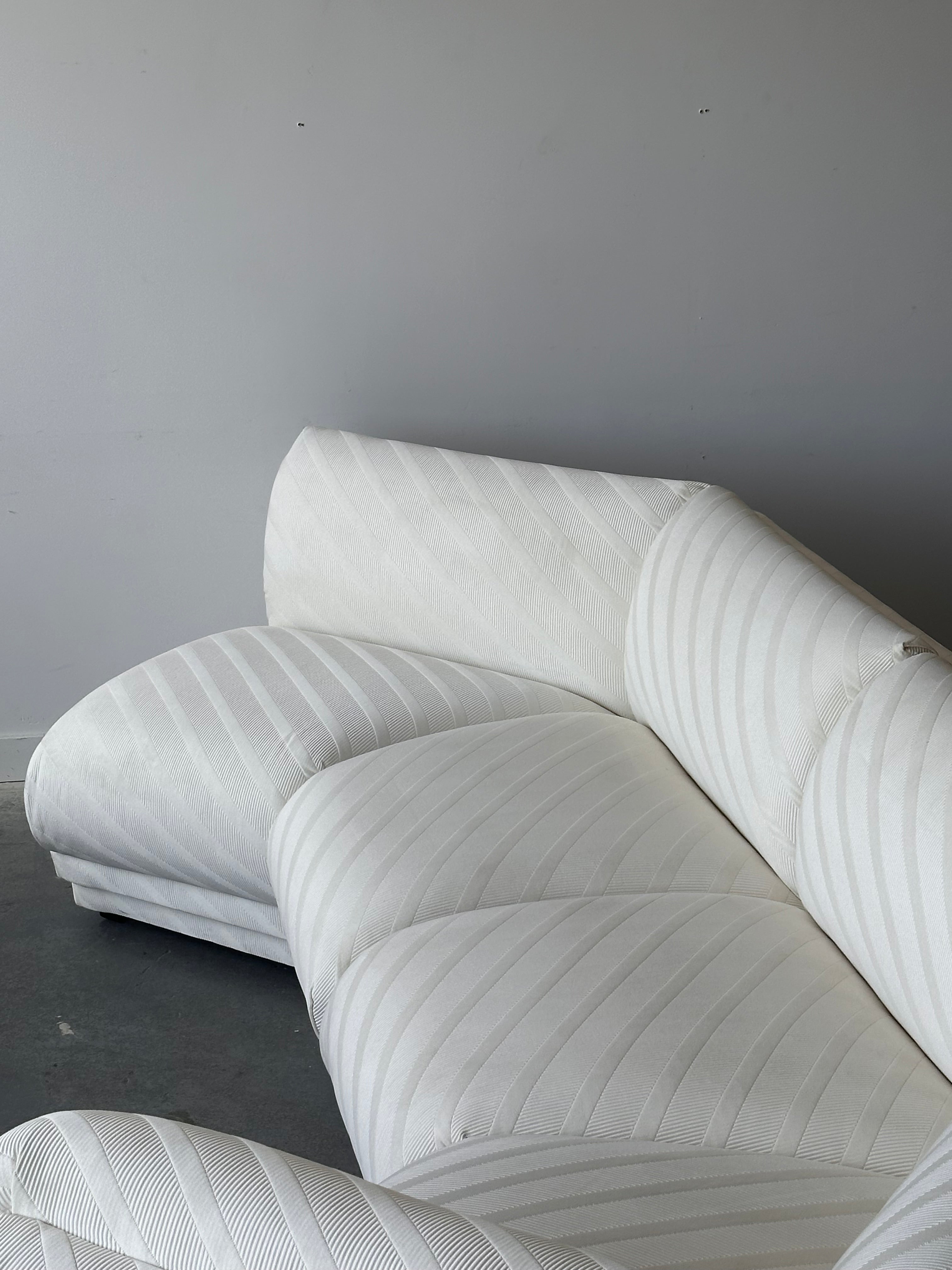 Divan modulaire blanc par Bernhardt