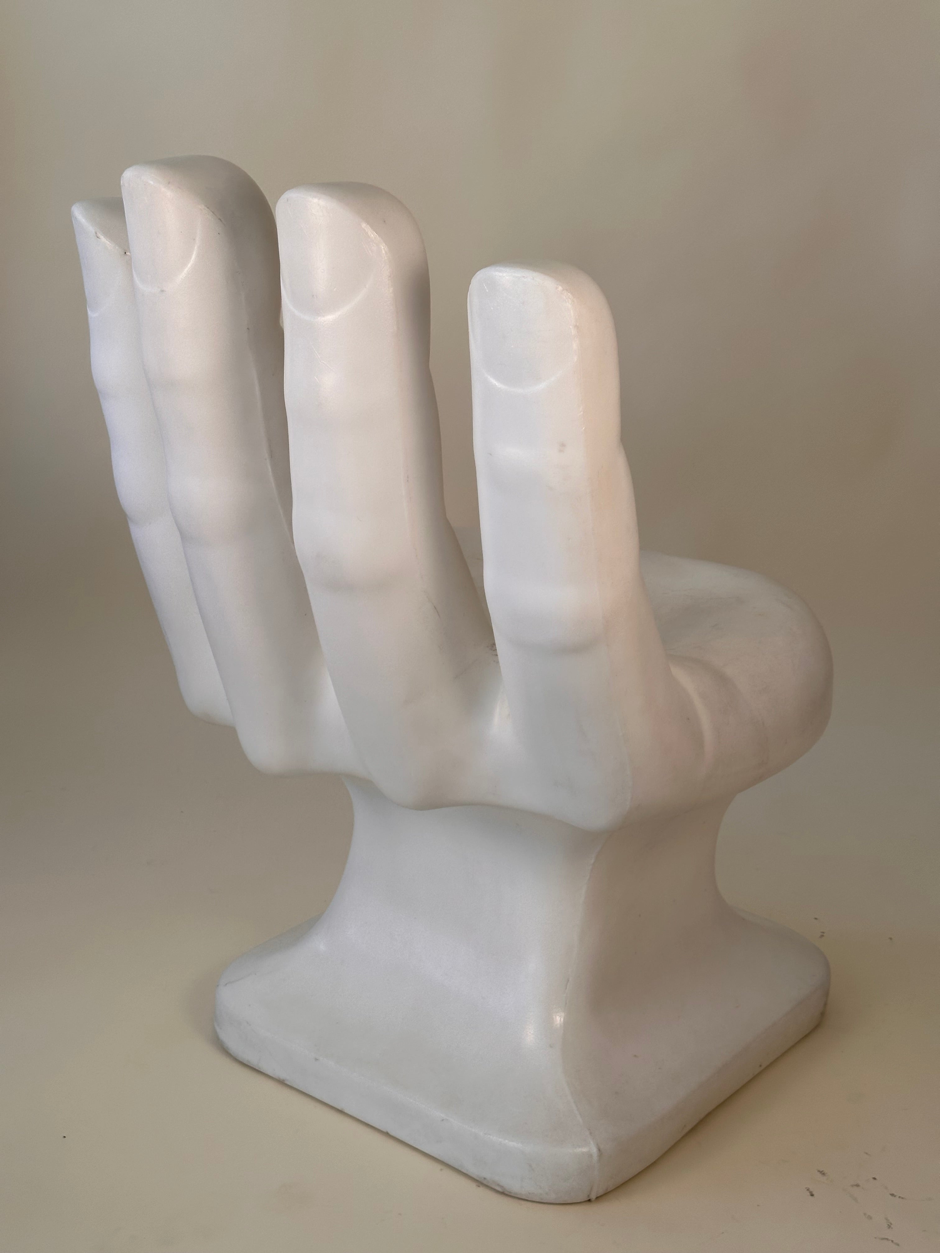 Chaise « Main » en plastique par RMIC, 1970s