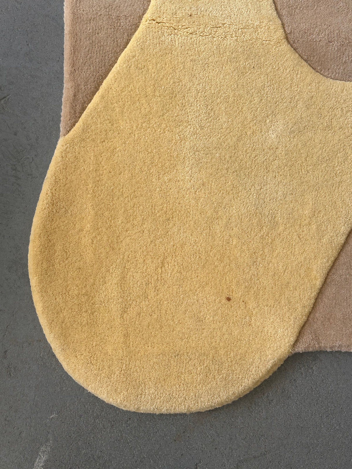 "Oops" rug by Mush Studios, in New Zealand wool, 2021