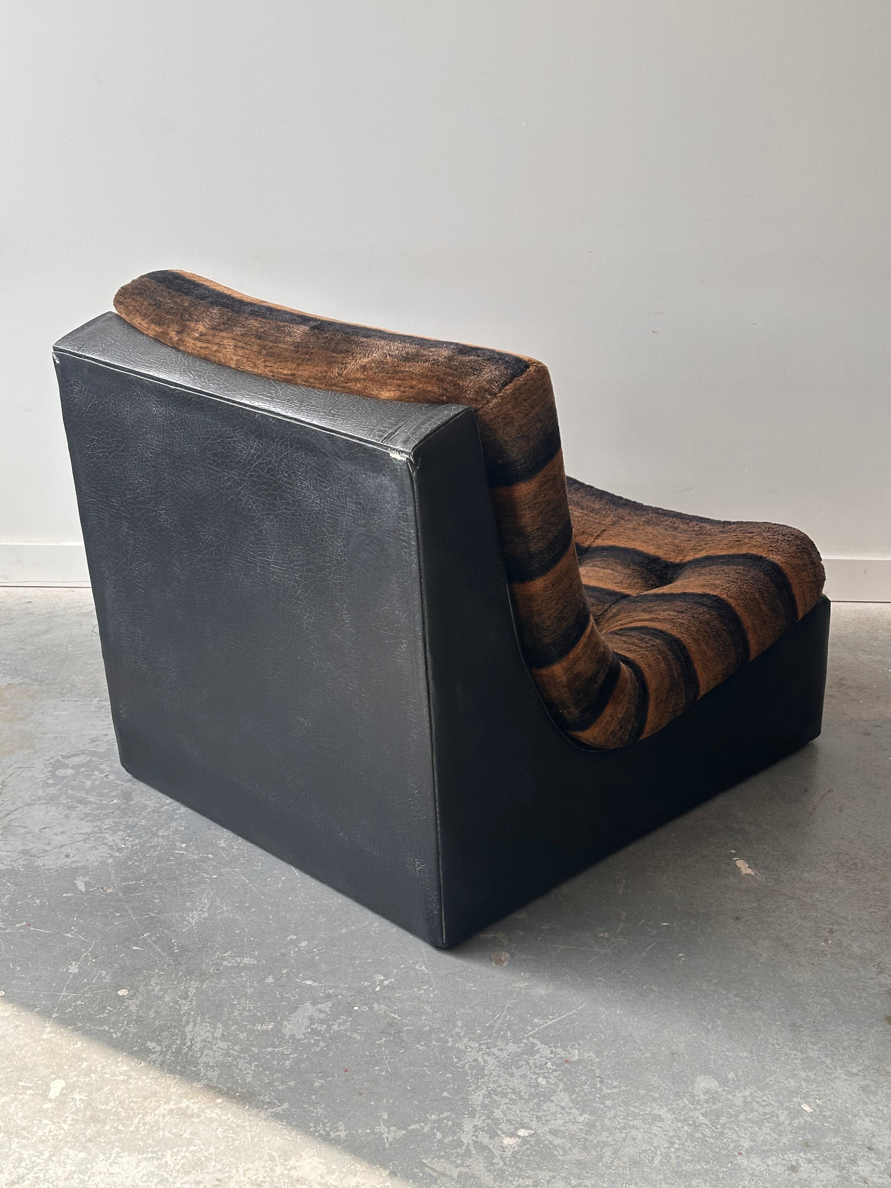 Sofa modulaire 7 morceaux par Kroehler, Canada