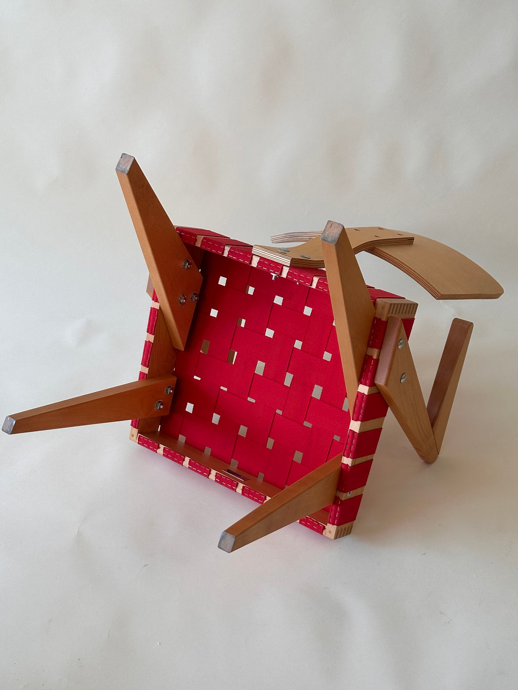 Chaise de lounge « Spanner » avec accoudoirs par Russell Spanner pour Gus Modern, 2014