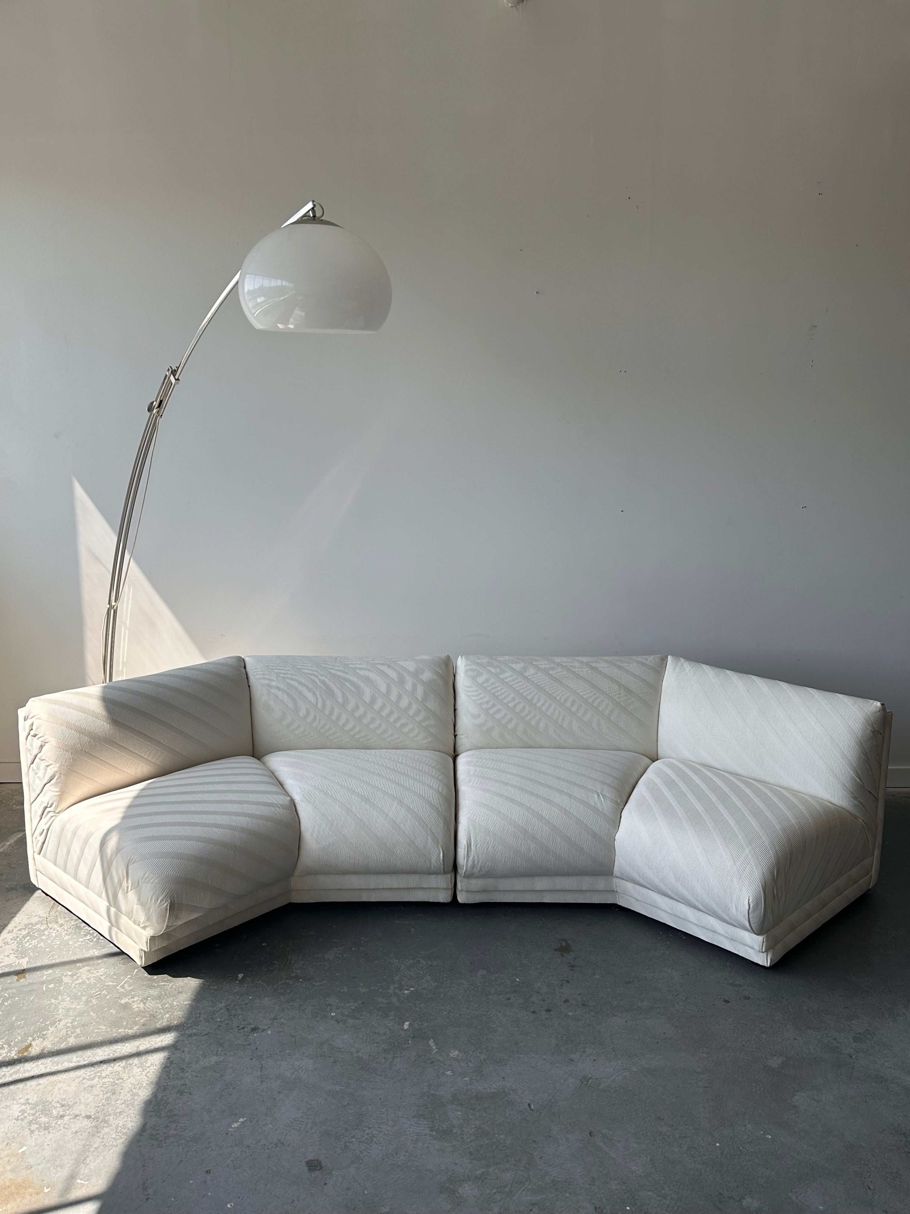 Divan modulaire blanc par Bernhardt