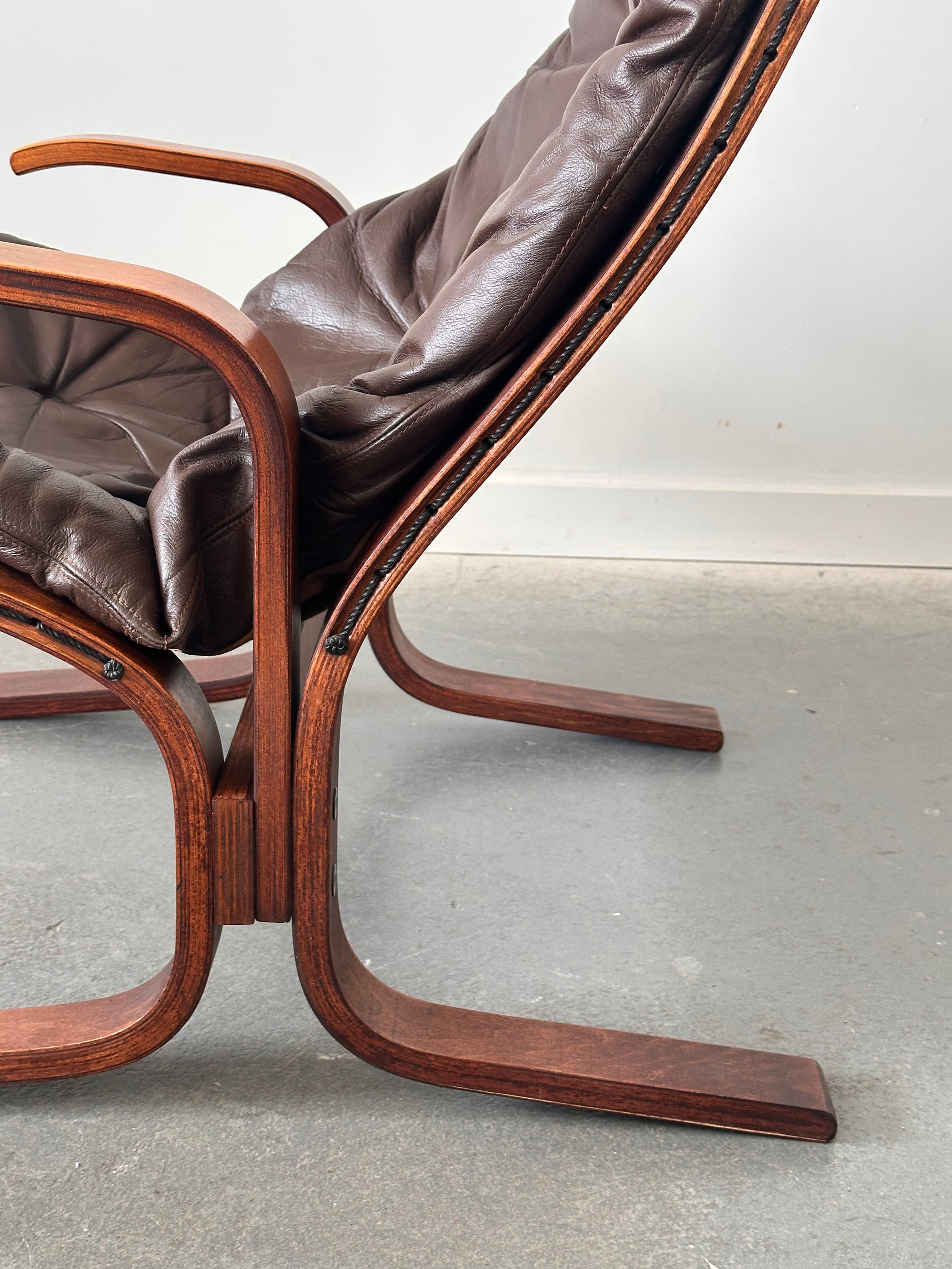 Chaise de lounge scandinave par Plydesigns, 1970s 🇨🇦