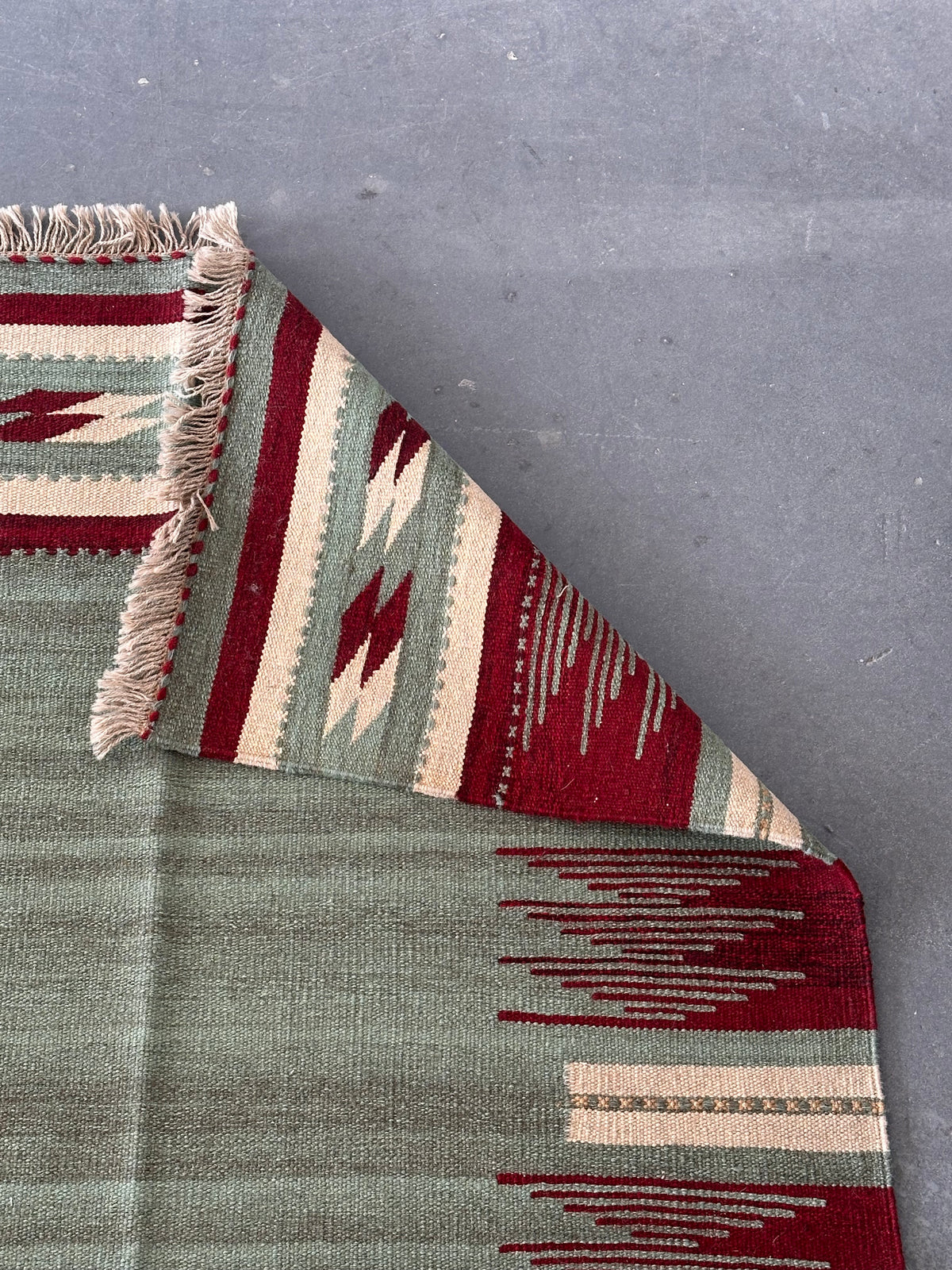 Hand-woven flat "Kilim" rug, Navajo style
