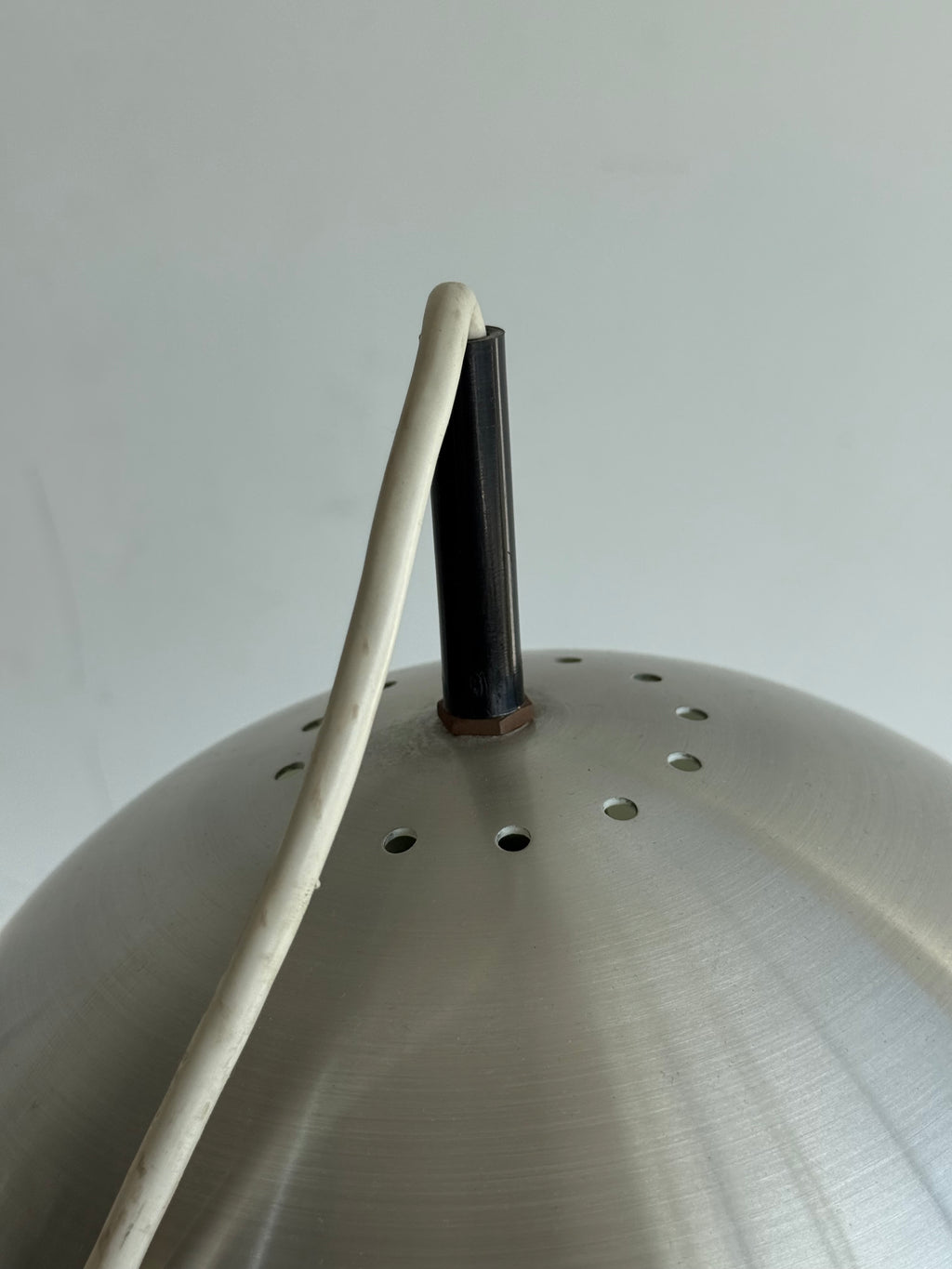 Lampe en arc par Frank Ligtelijn pour Raak Amsterdam, 1970s