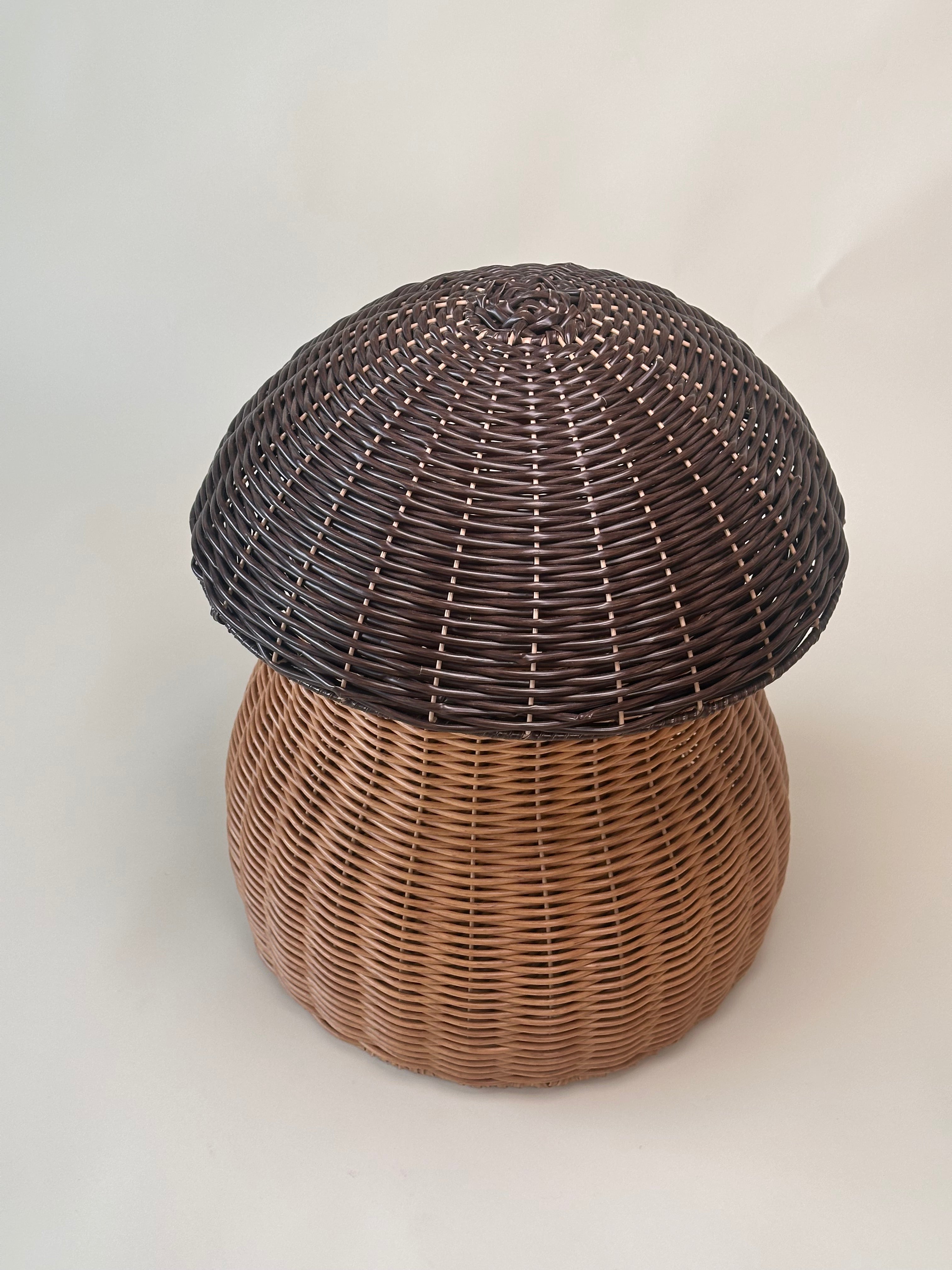 Panier de rangement en forme de champignon en osier tressé