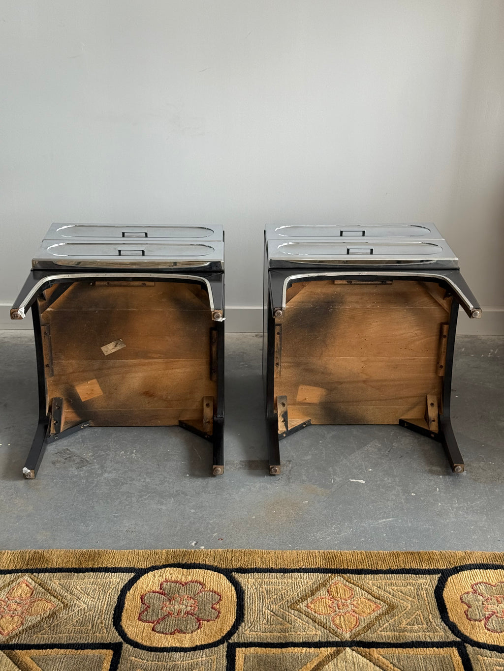 Paire de tables de chevet chromées par Henri Vallières, Québec 1970s