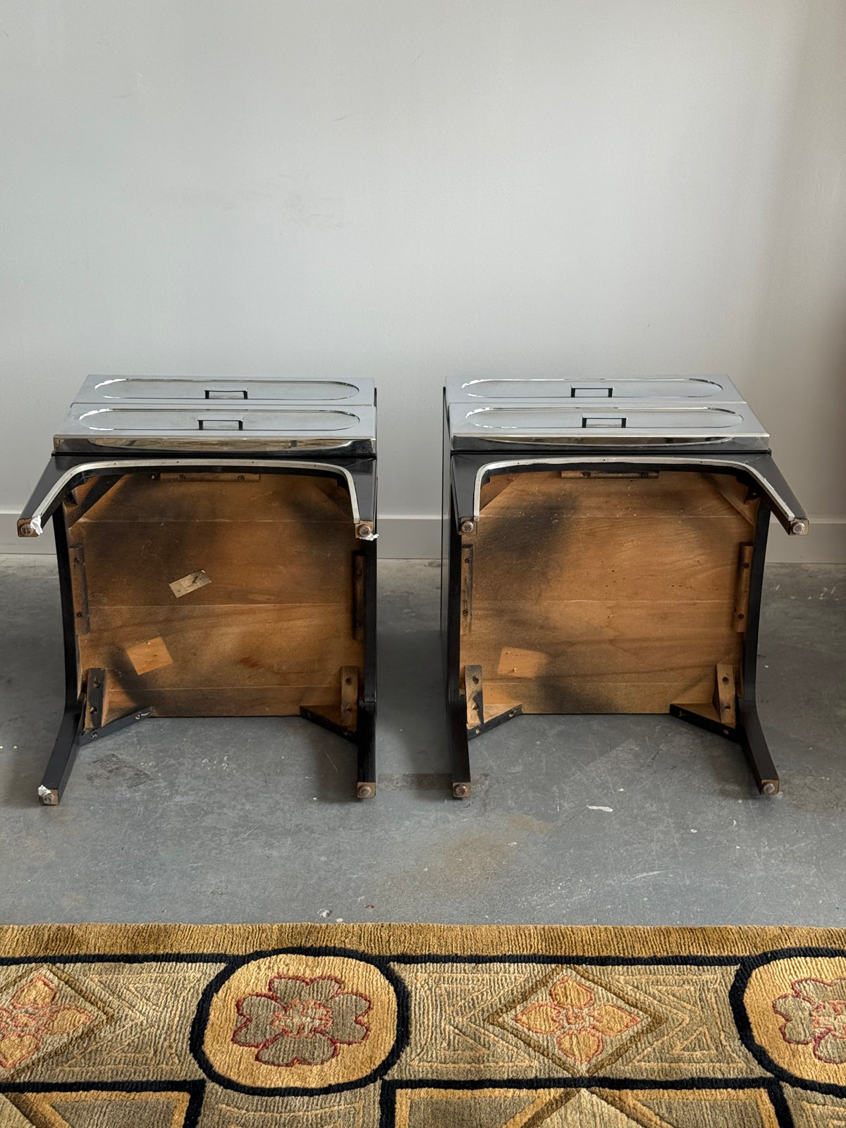 Paire de tables de chevet chromées par Henri Vallières, Québec 1970s