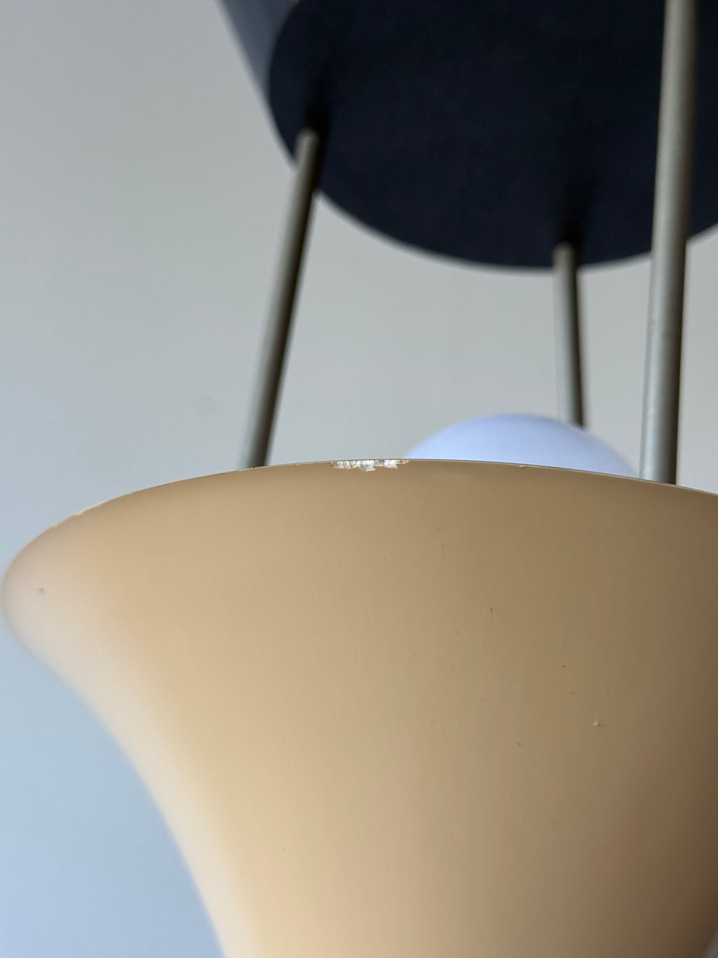 Lampadaire Panthella par Verner Panton pour Louis Poulsen, 1971