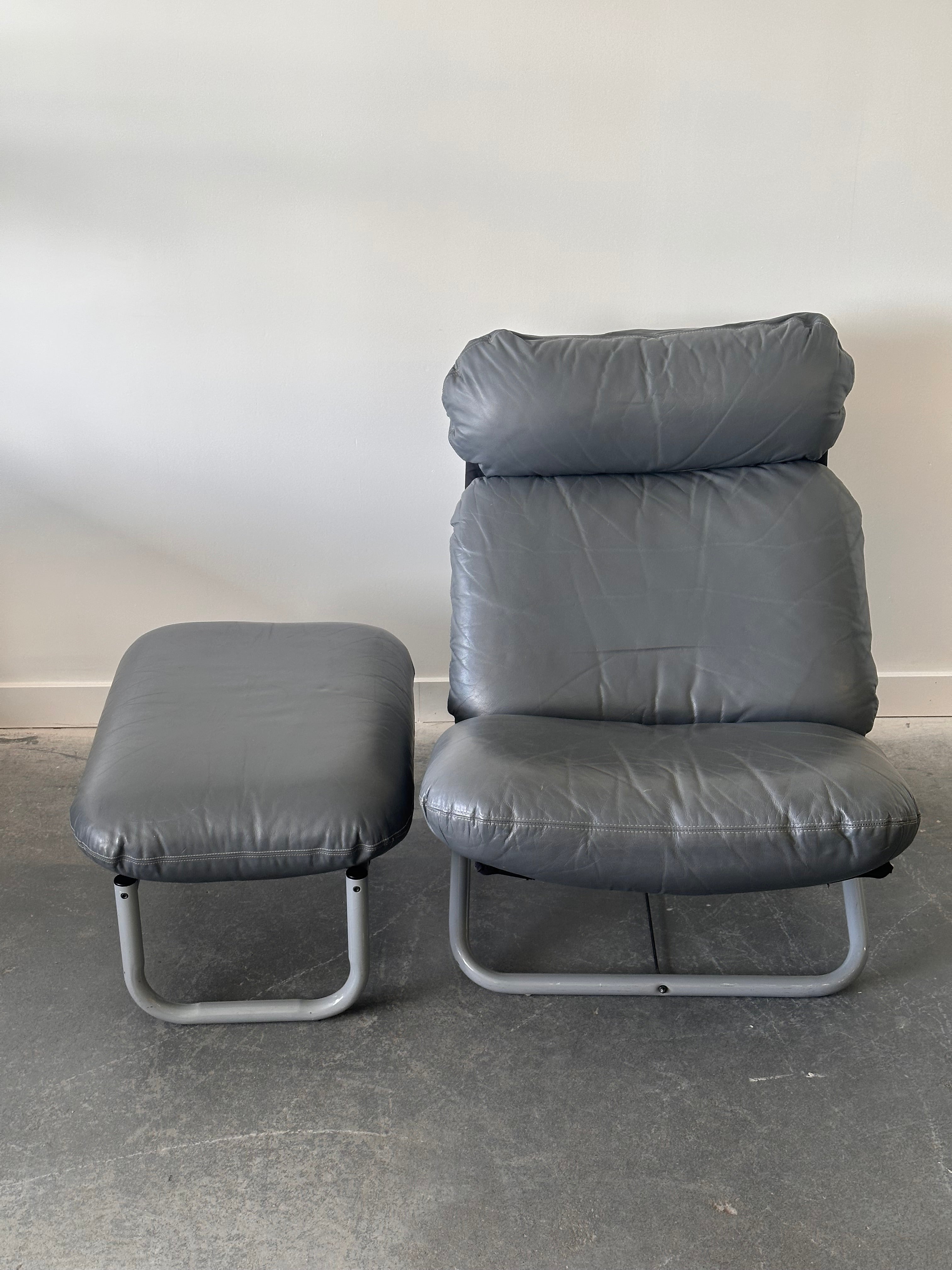 Chaise de lounge vintage en cuir avec Ottoman