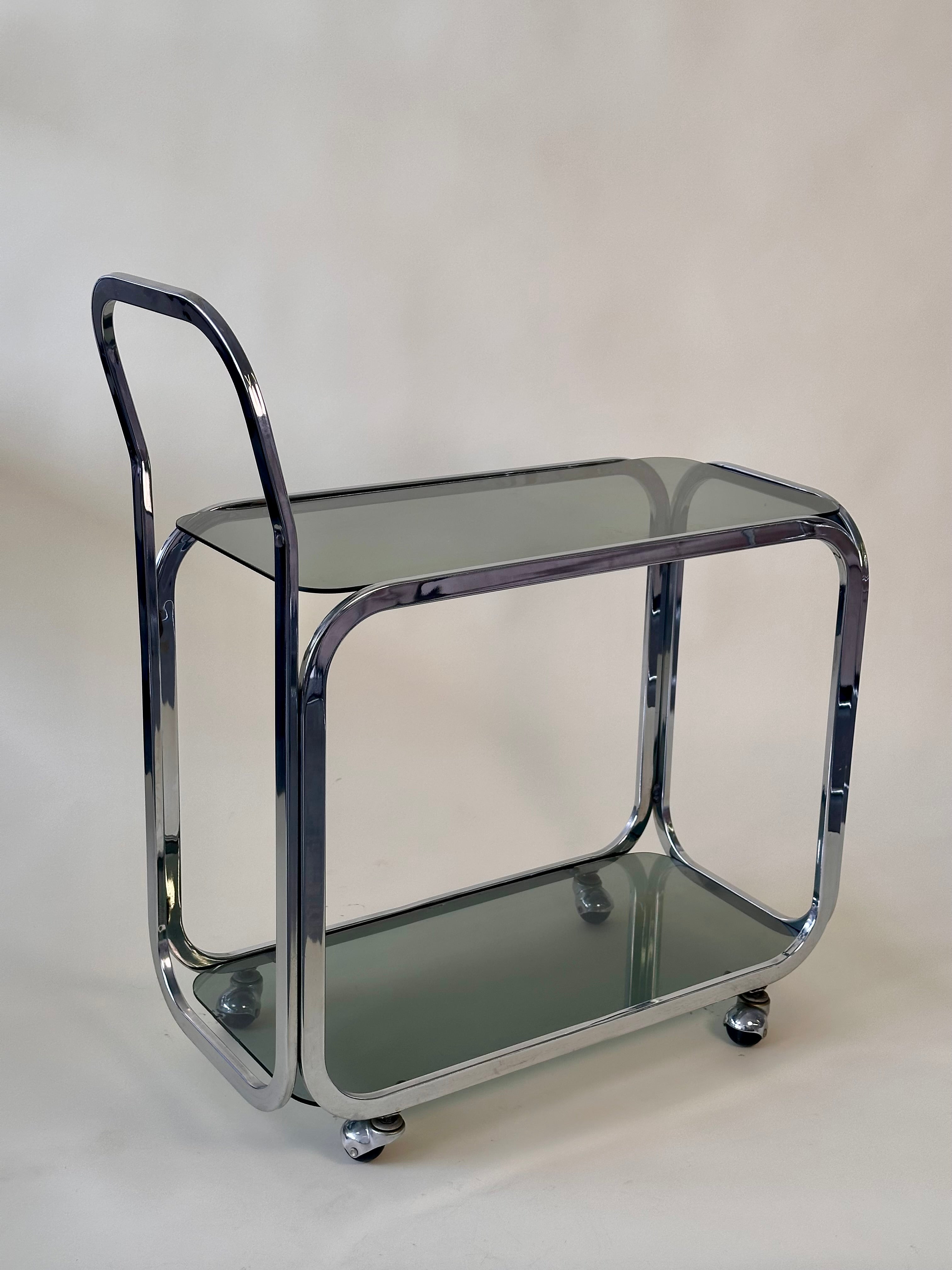 Chariot de bar vintage en chrome & verre fumé, 1970s