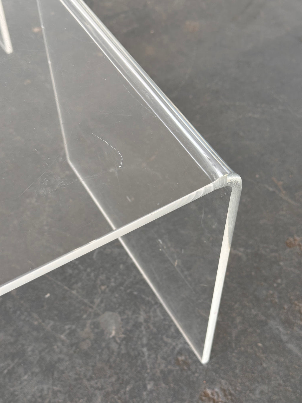 Set 3 tables gigognes en plexiglas