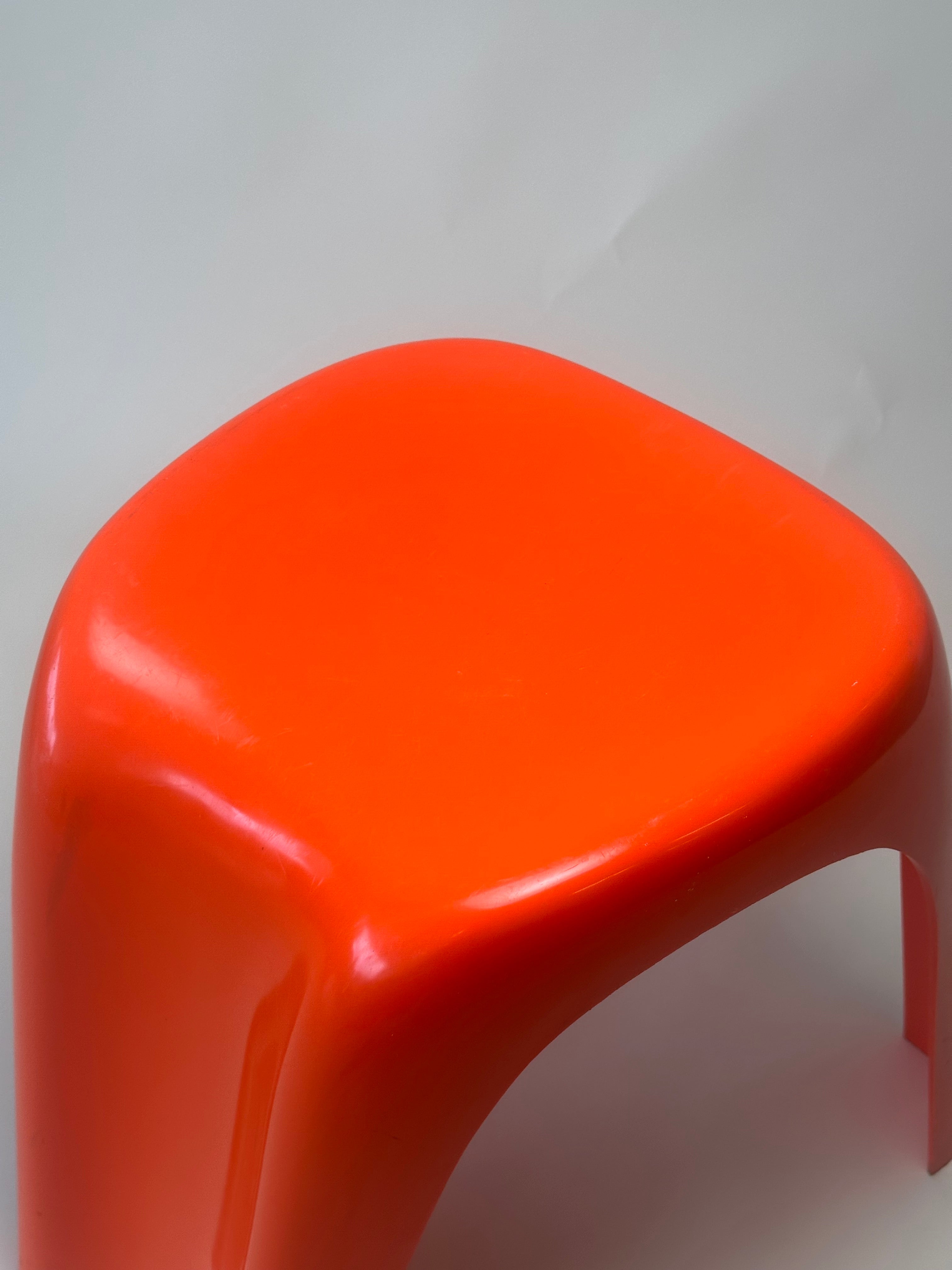 Banc en plastique du Québec