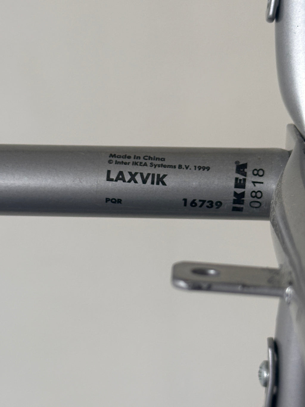 Bibliothèque modulaire « LAXVIK » par Jon Karlsson pour IKEA
