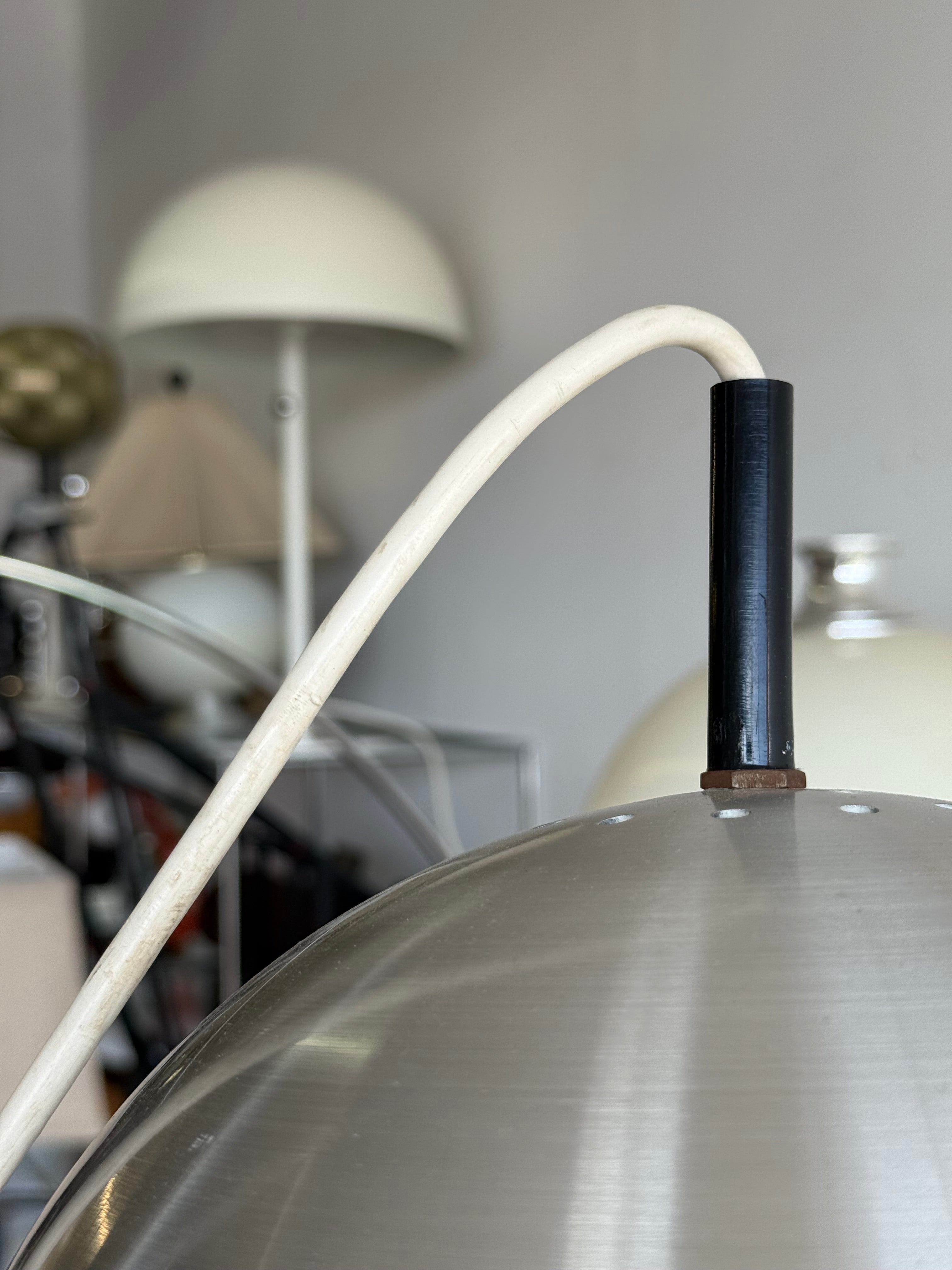 Lampe en arc par Frank Ligtelijn pour Raak Amsterdam, 1970s