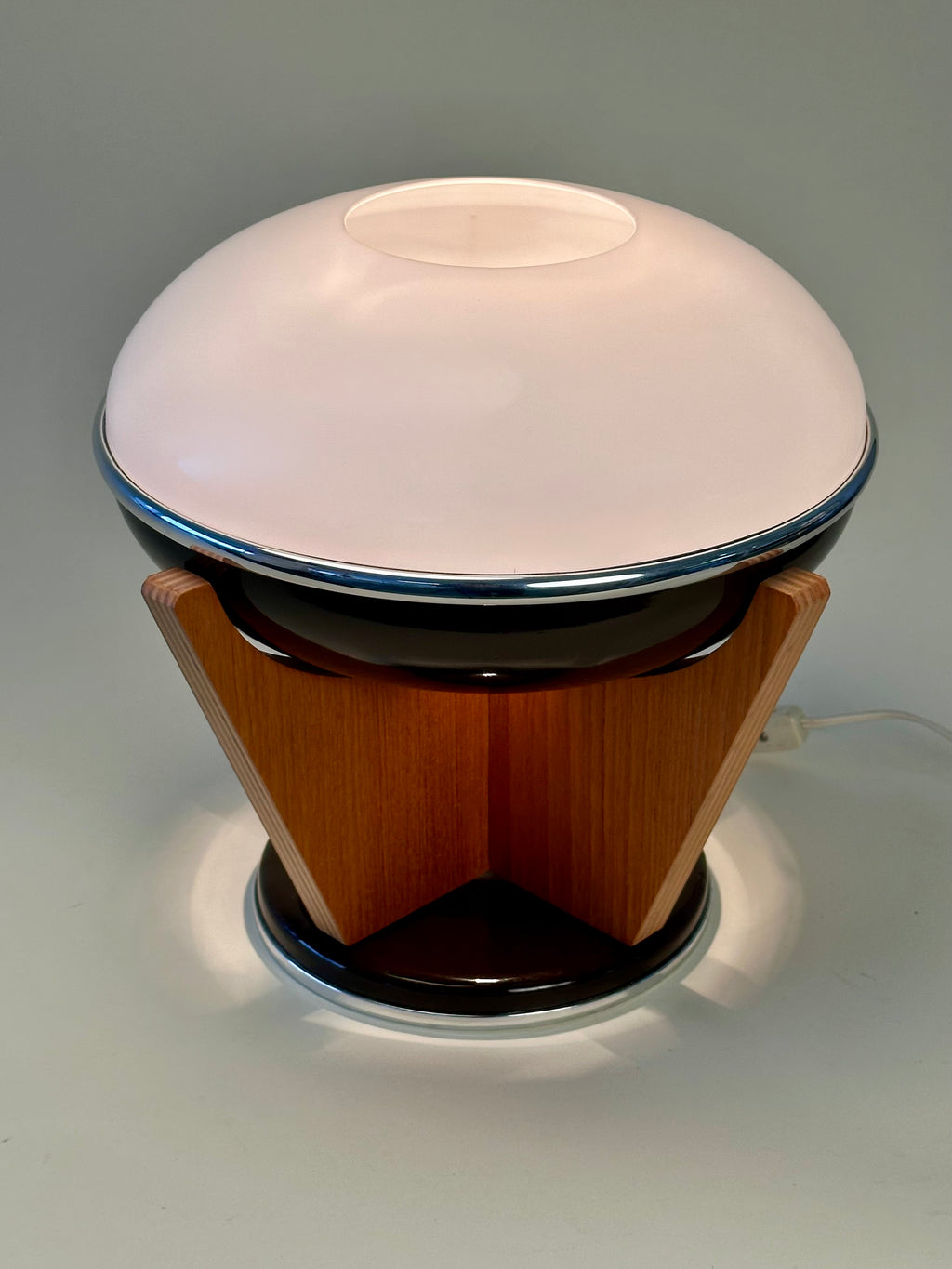 Lampe de table Space Age en plastique & base en chêne