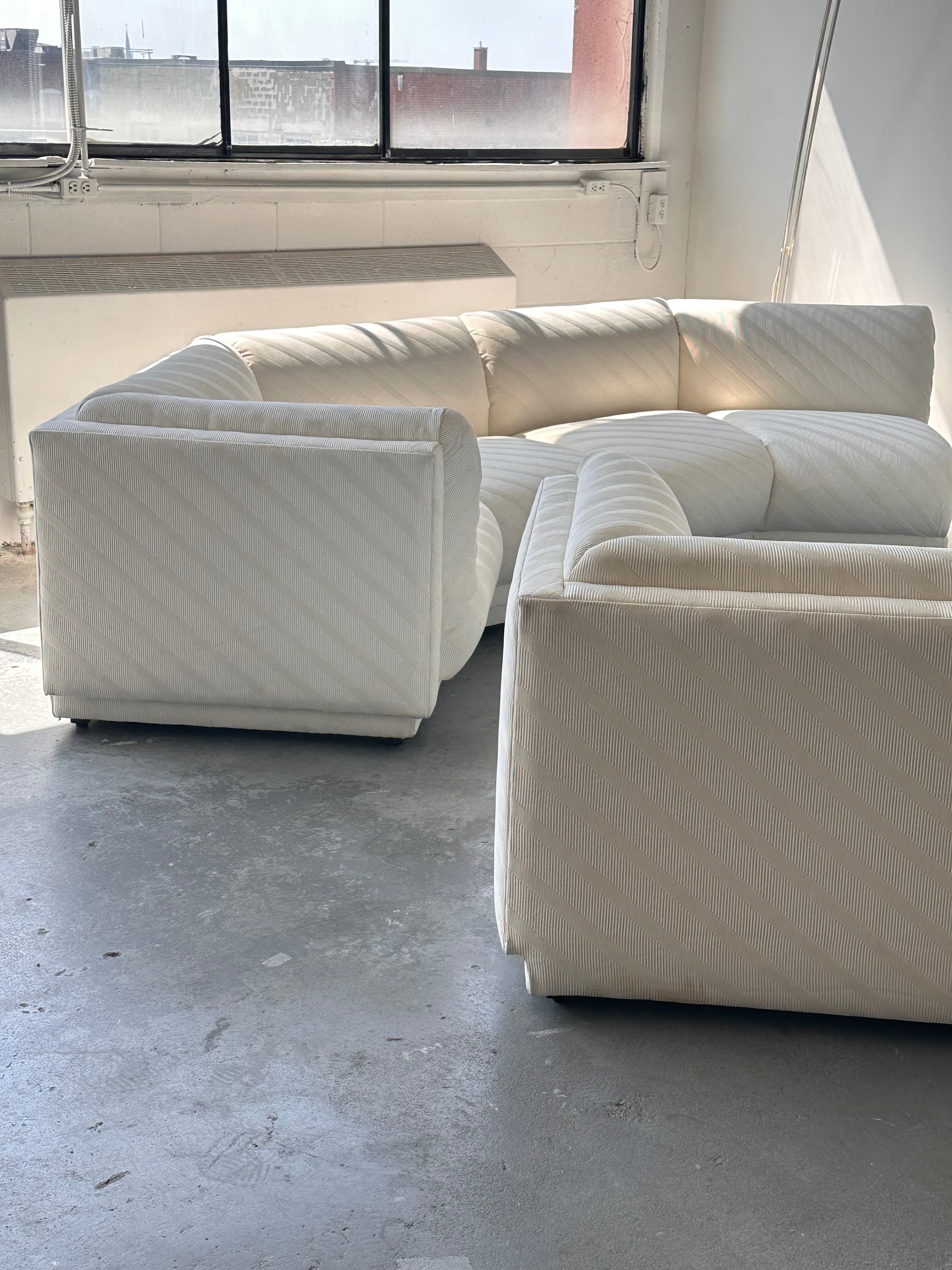 Divan modulaire blanc par Bernhardt