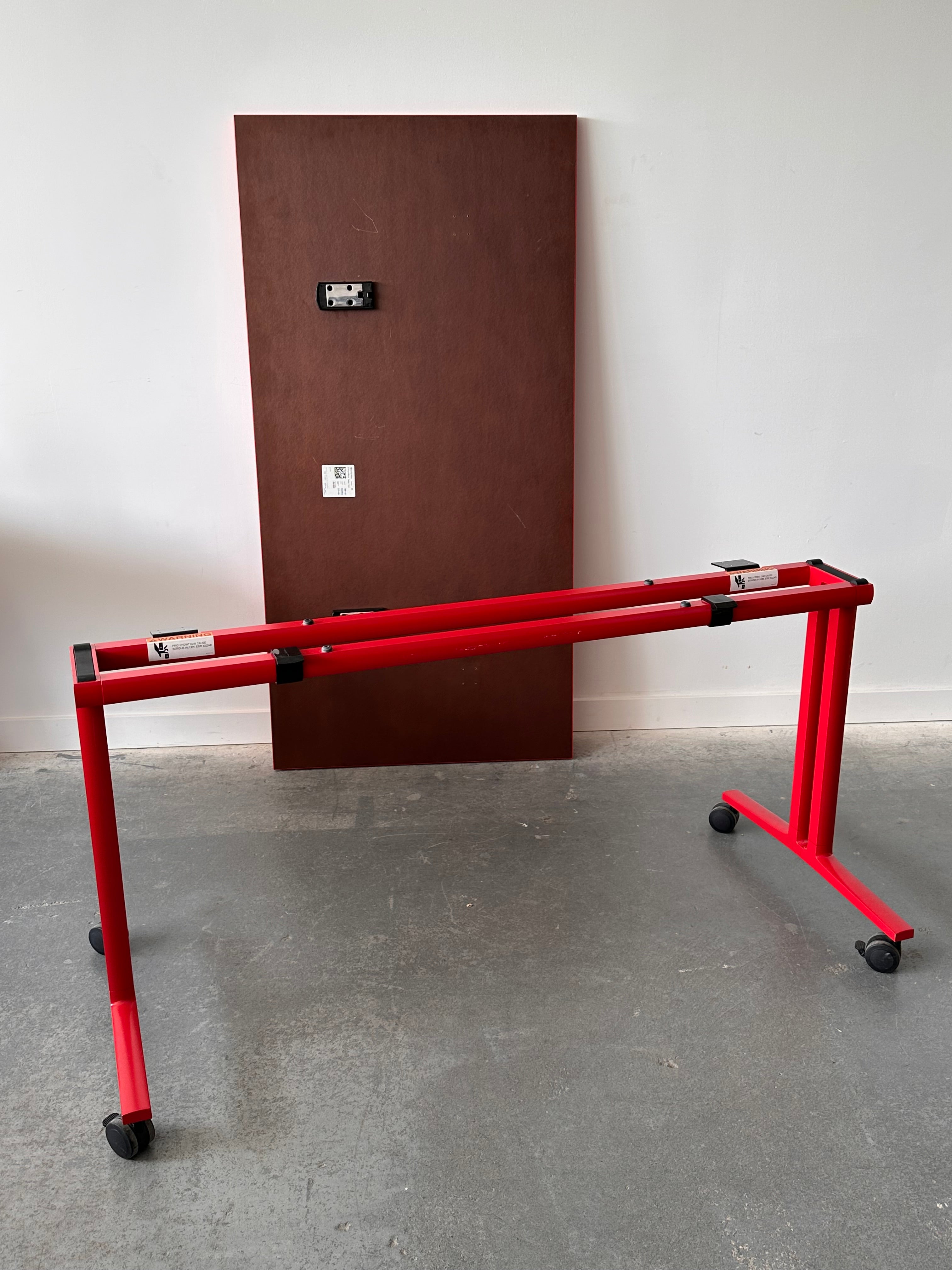 Table de conférence "everywhere Flip Top" par Dan Grabowski pour Herman Miller, 2020