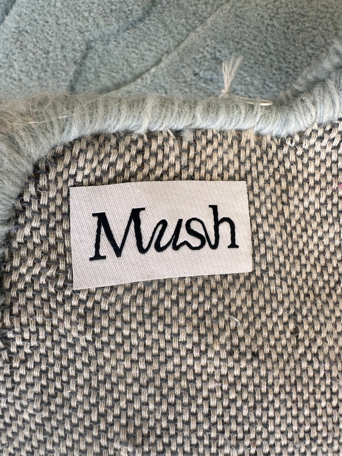 Tapis "Oops" par Mush Studios, en laine de Nouvelle-Zélande, 2021