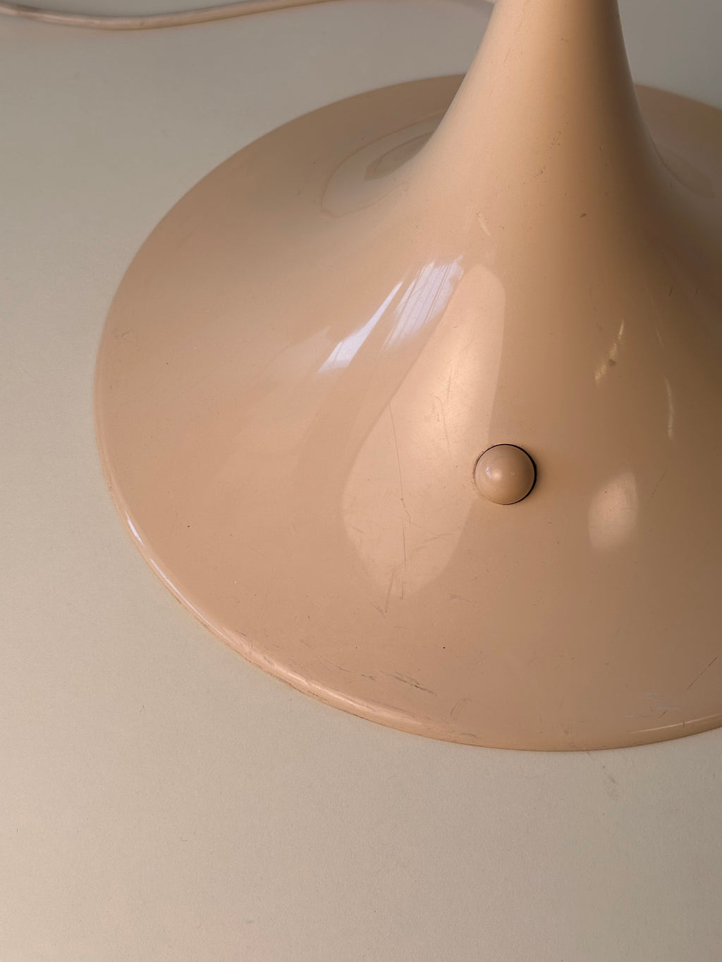 Lampadaire Panthella par Verner Panton pour Louis Poulsen, 1971