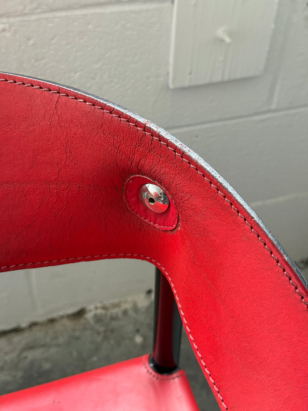 Chaise d’appoint en cuir véritable par Artelano, France 1980s