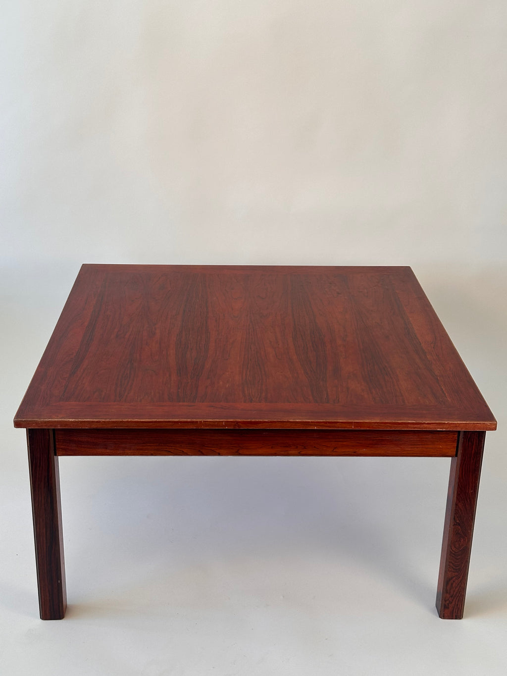 Table basse mid century en bois de rose par Møbelintarsia, Danemark