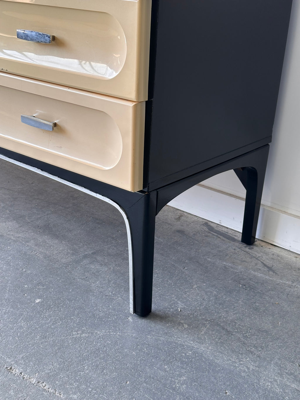 Commode « madame » Henri Vallières, Québec 🇨🇦