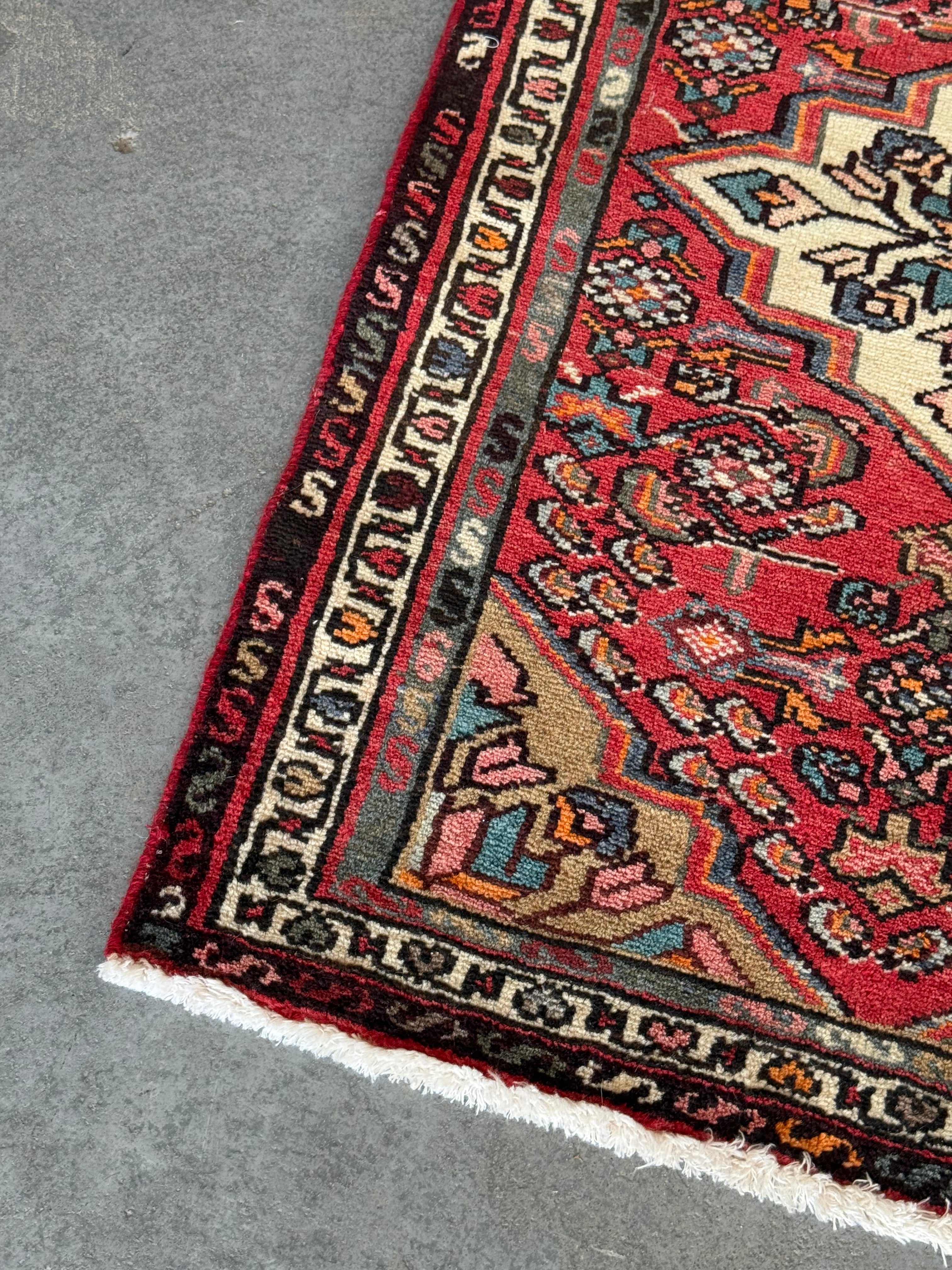 Petit tapis oriental, Hamadan