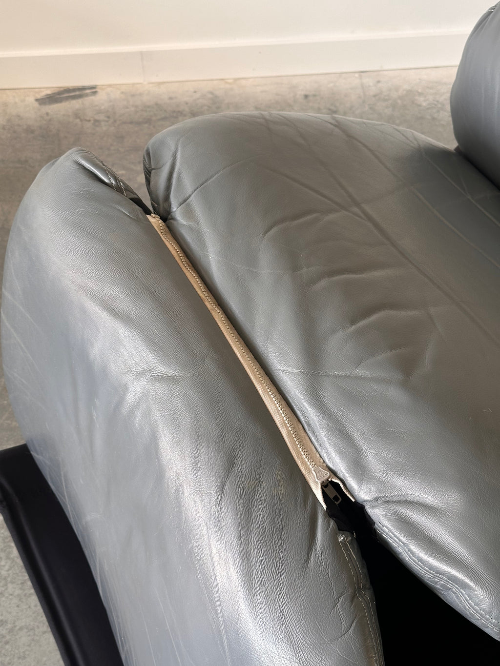 Chaise de lounge vintage en cuir avec Ottoman