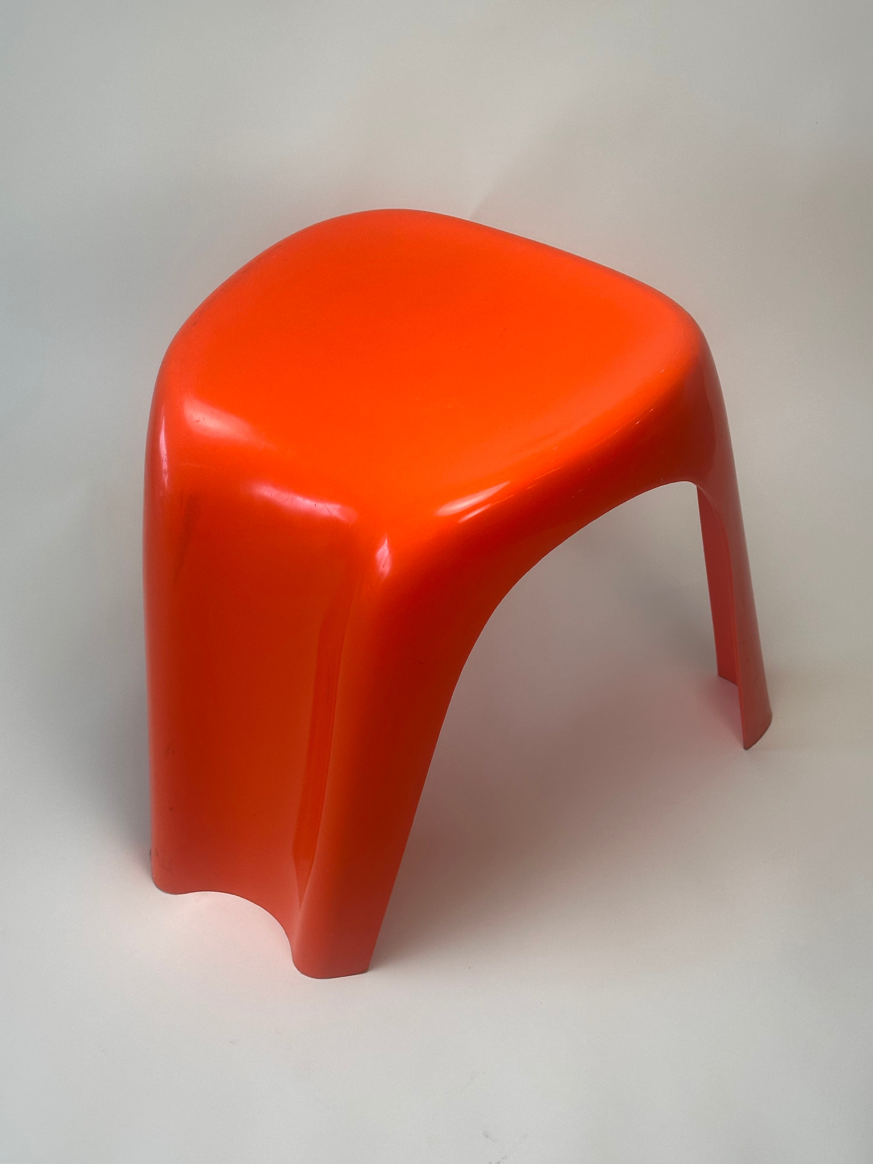 Banc en plastique du Québec