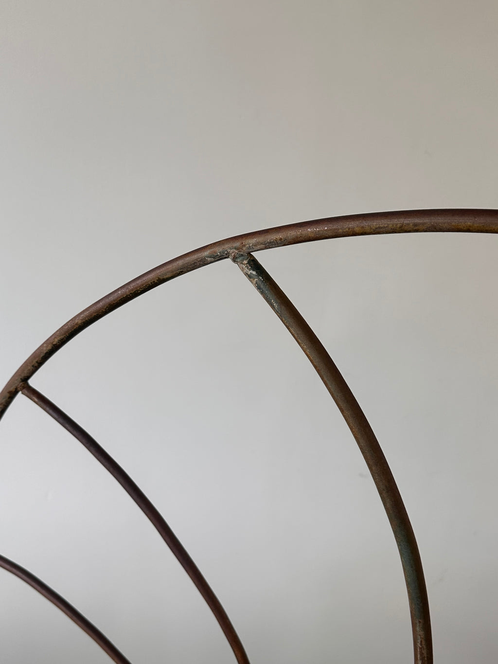 Banc « Nautilus Shell » vintage en fer forgé