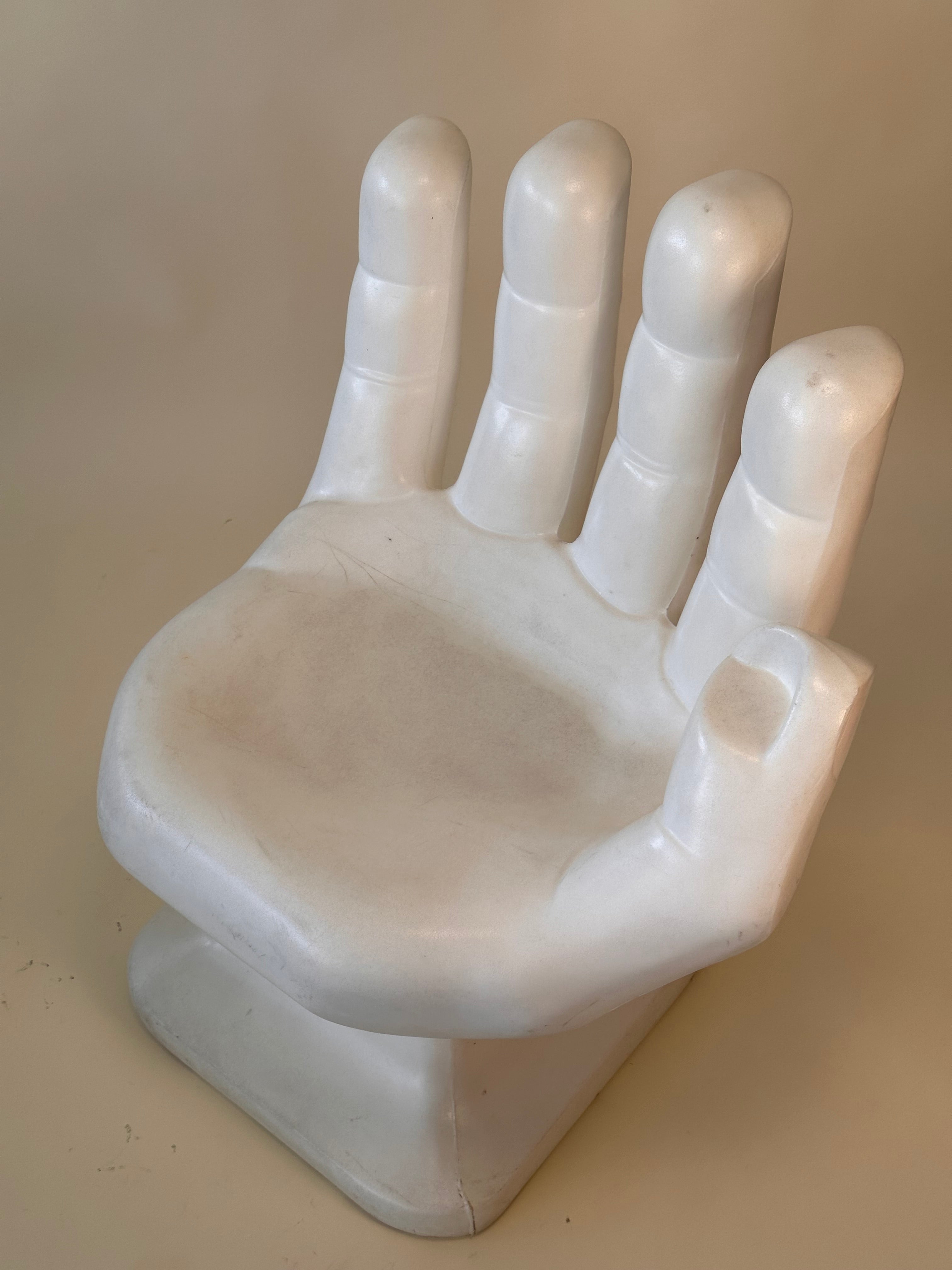 Chaise « Main » en plastique par RMIC, 1970s