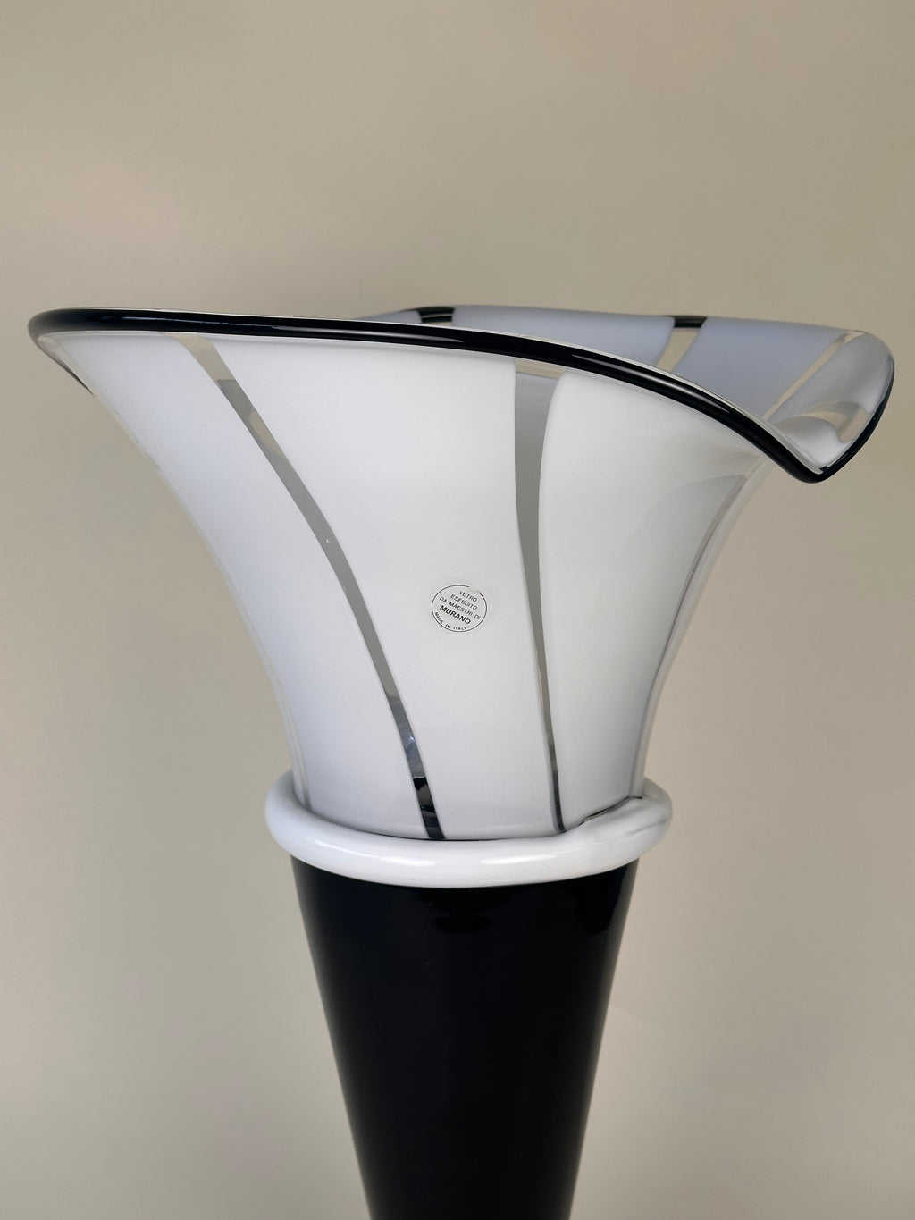 Lampe de table "Cup" en verre de Murano, fabriqué en Italie