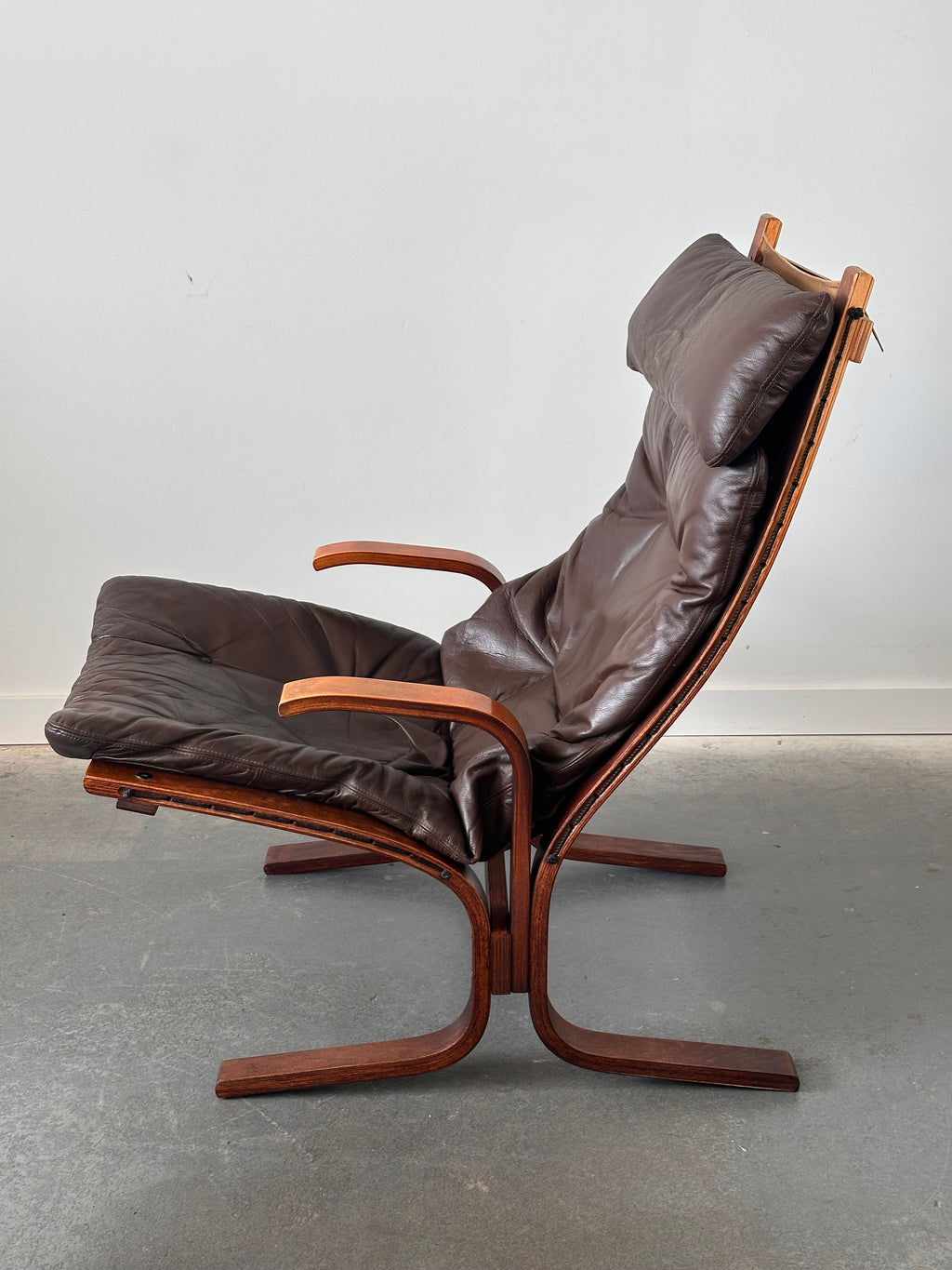 Chaise de lounge scandinave par Plydesigns, 1970s 🇨🇦