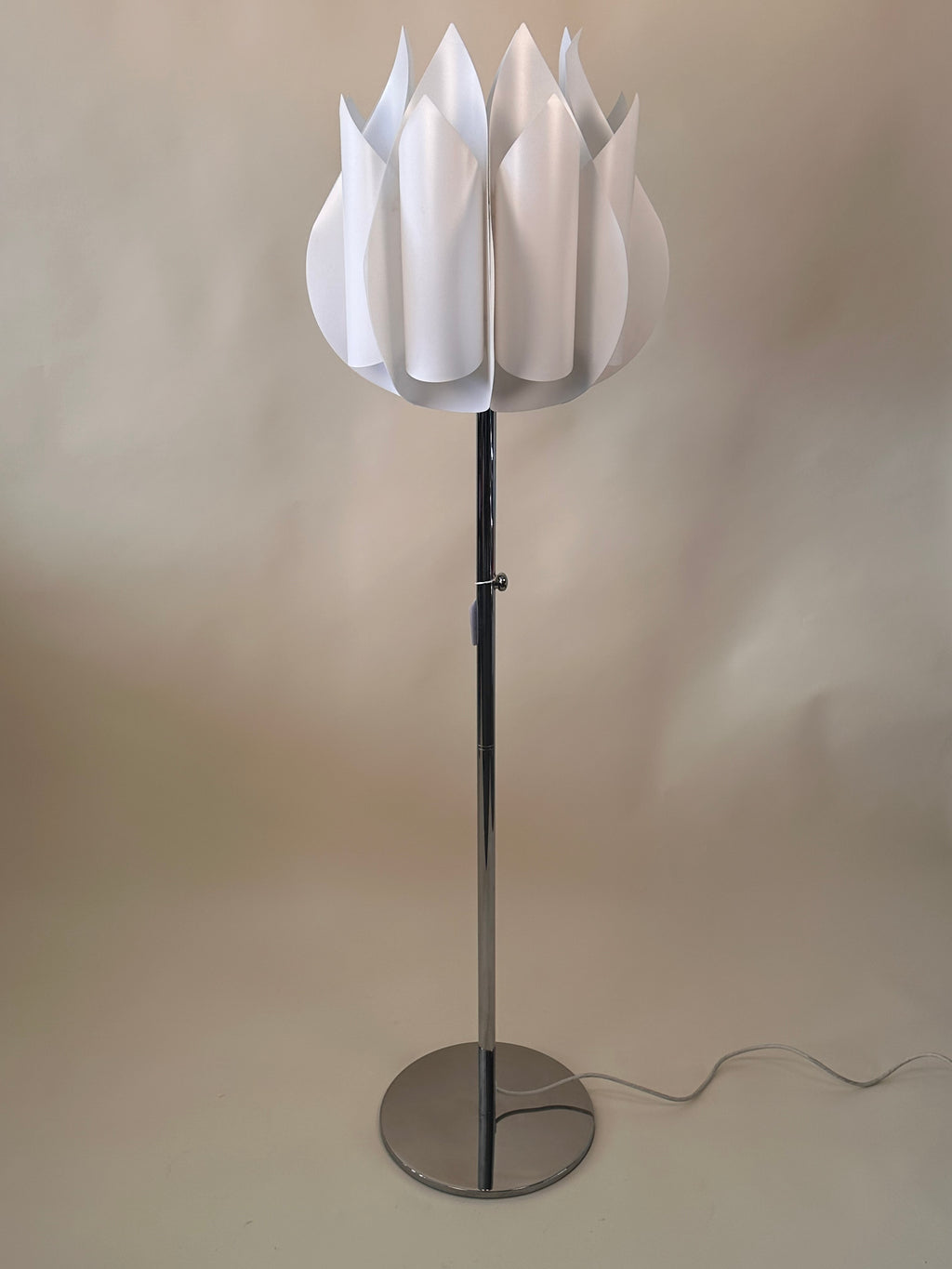 Lampe sur pied "365+ Lunta" par A Nilsson, H Preutz et T Eliasson pour Ikea, 2009