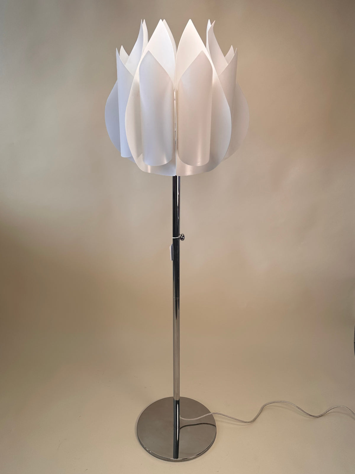 Lampe sur pied "365+ Lunta" par A Nilsson, H Preutz et T Eliasson pour Ikea, 2009