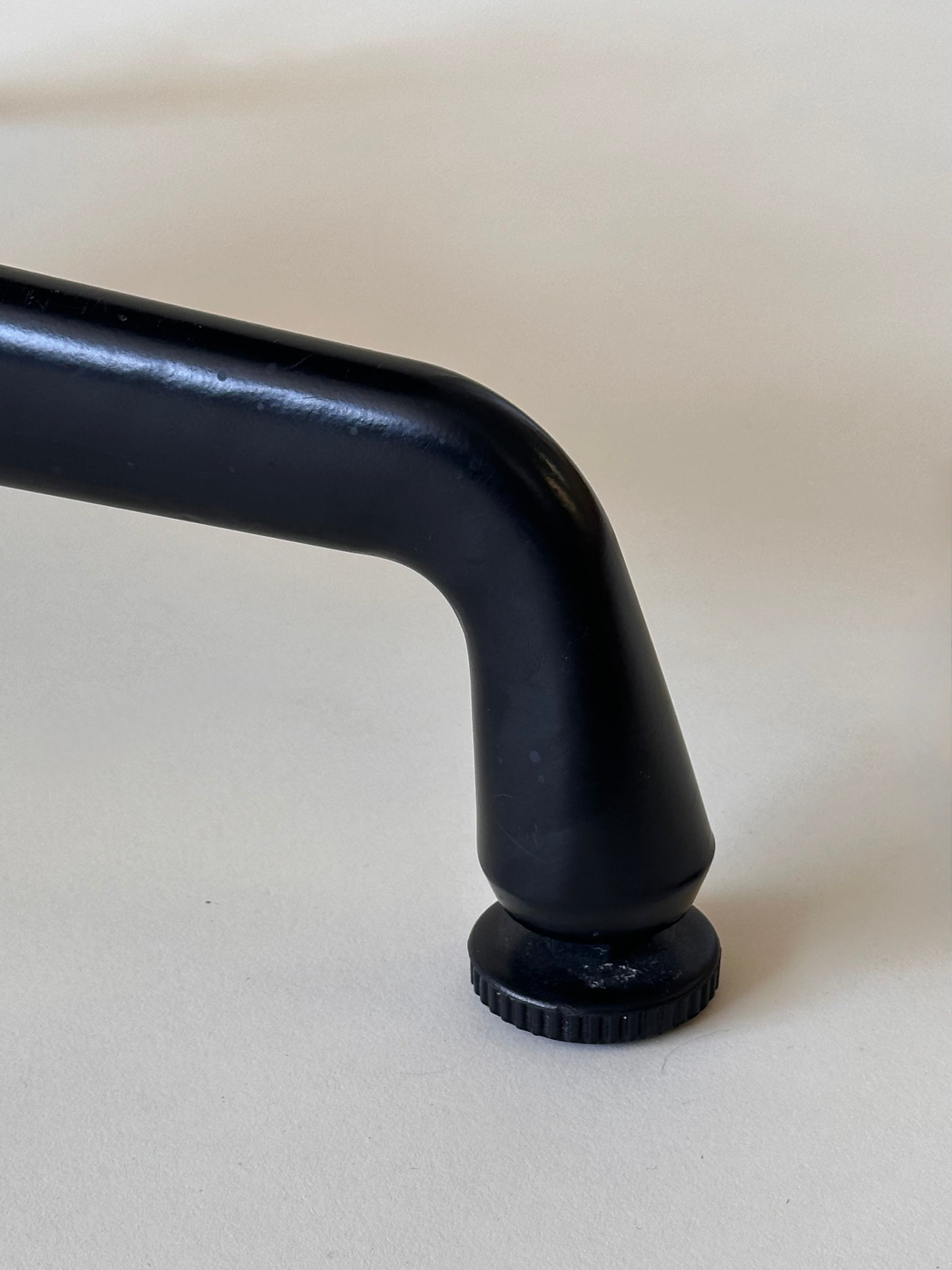 Table ronde de conférence Eames pour Herman Miller, 2019