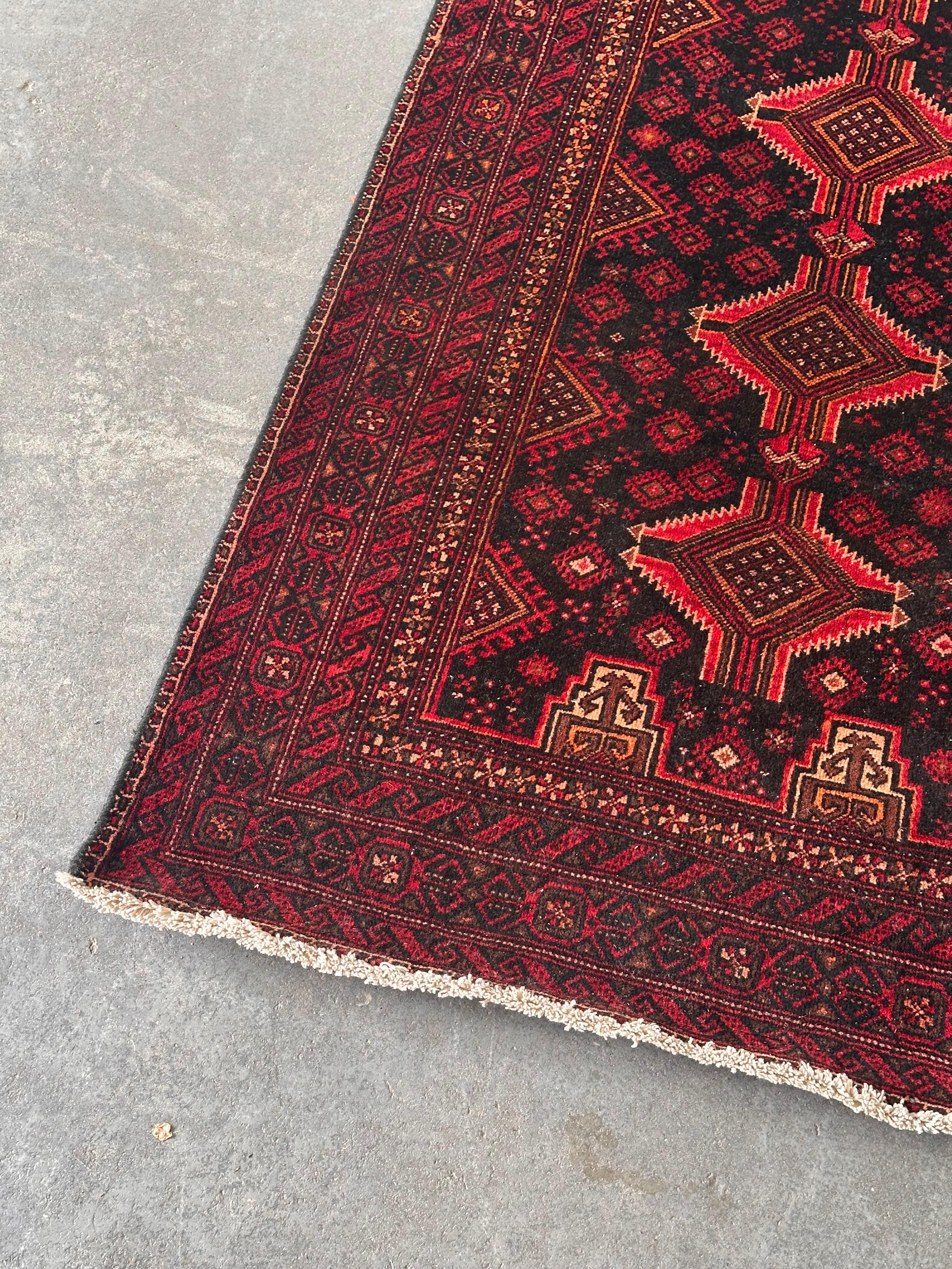 Tapis vintage perse en longueur