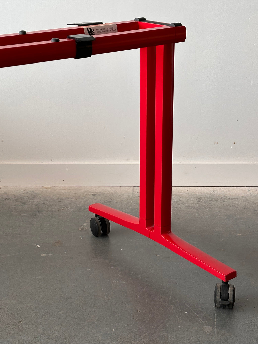 Table de conférence "everywhere Flip Top" par Dan Grabowski pour Herman Miller, 2020
