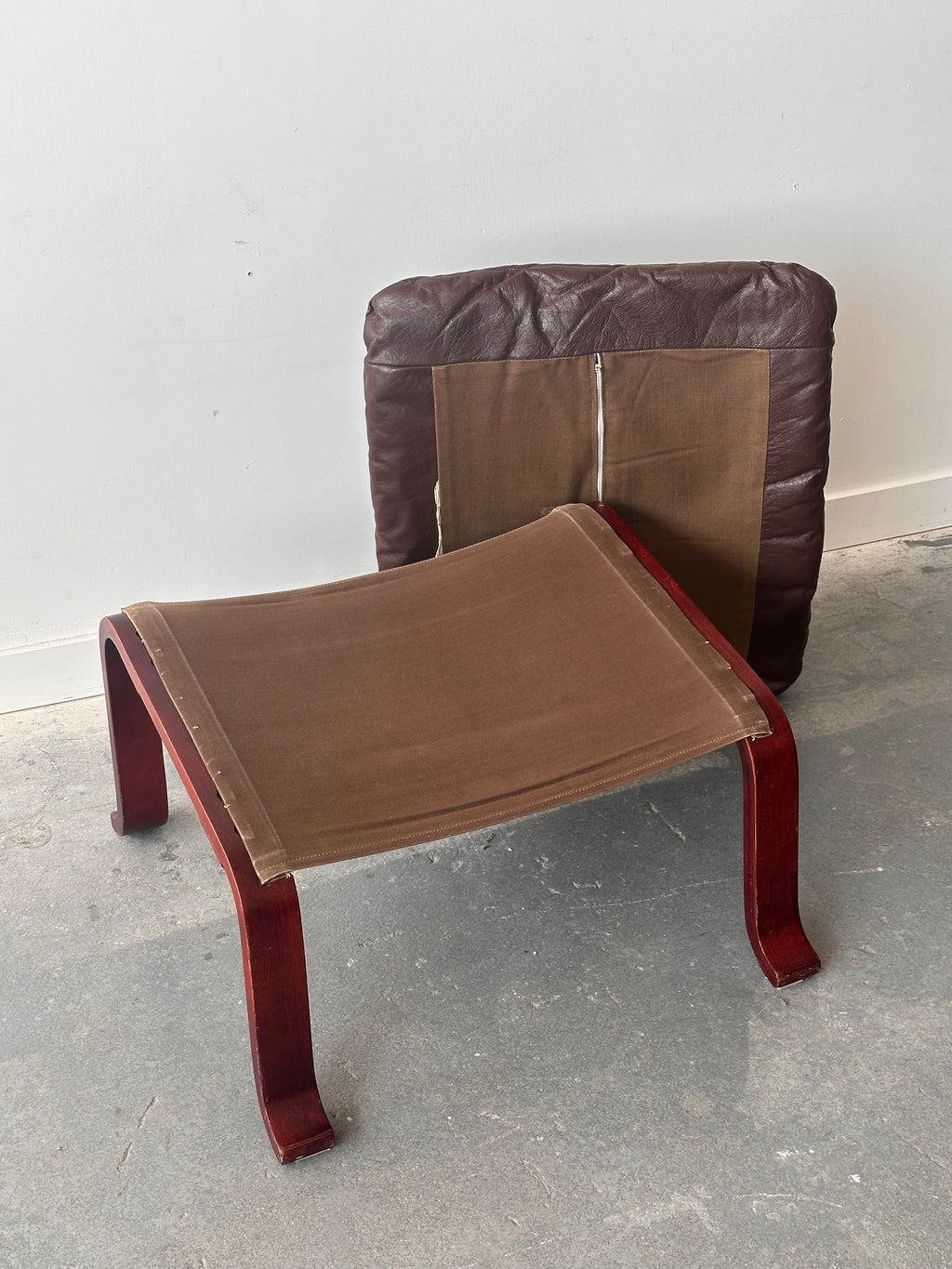 Chaise de lounge scandinave par Plydesigns, 1970s 🇨🇦