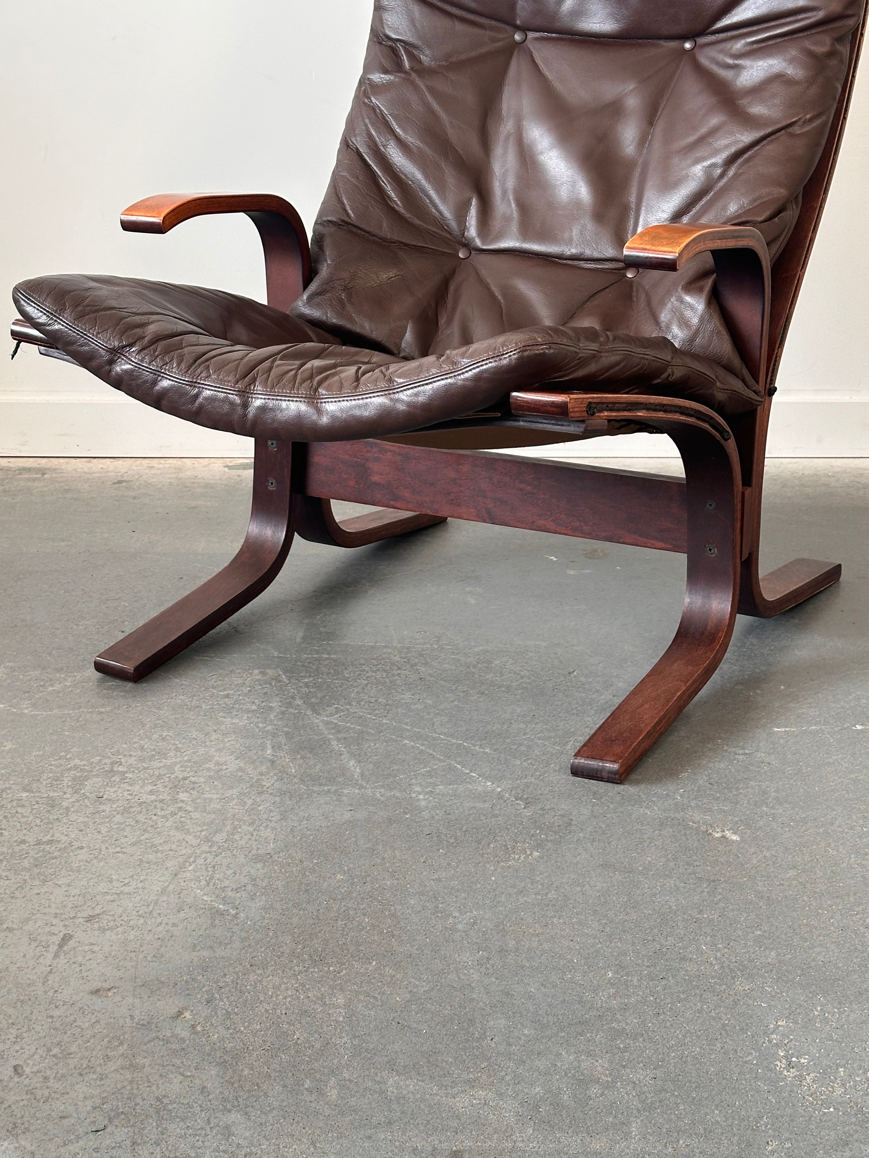 Chaise de lounge scandinave par Plydesigns, 1970s 🇨🇦