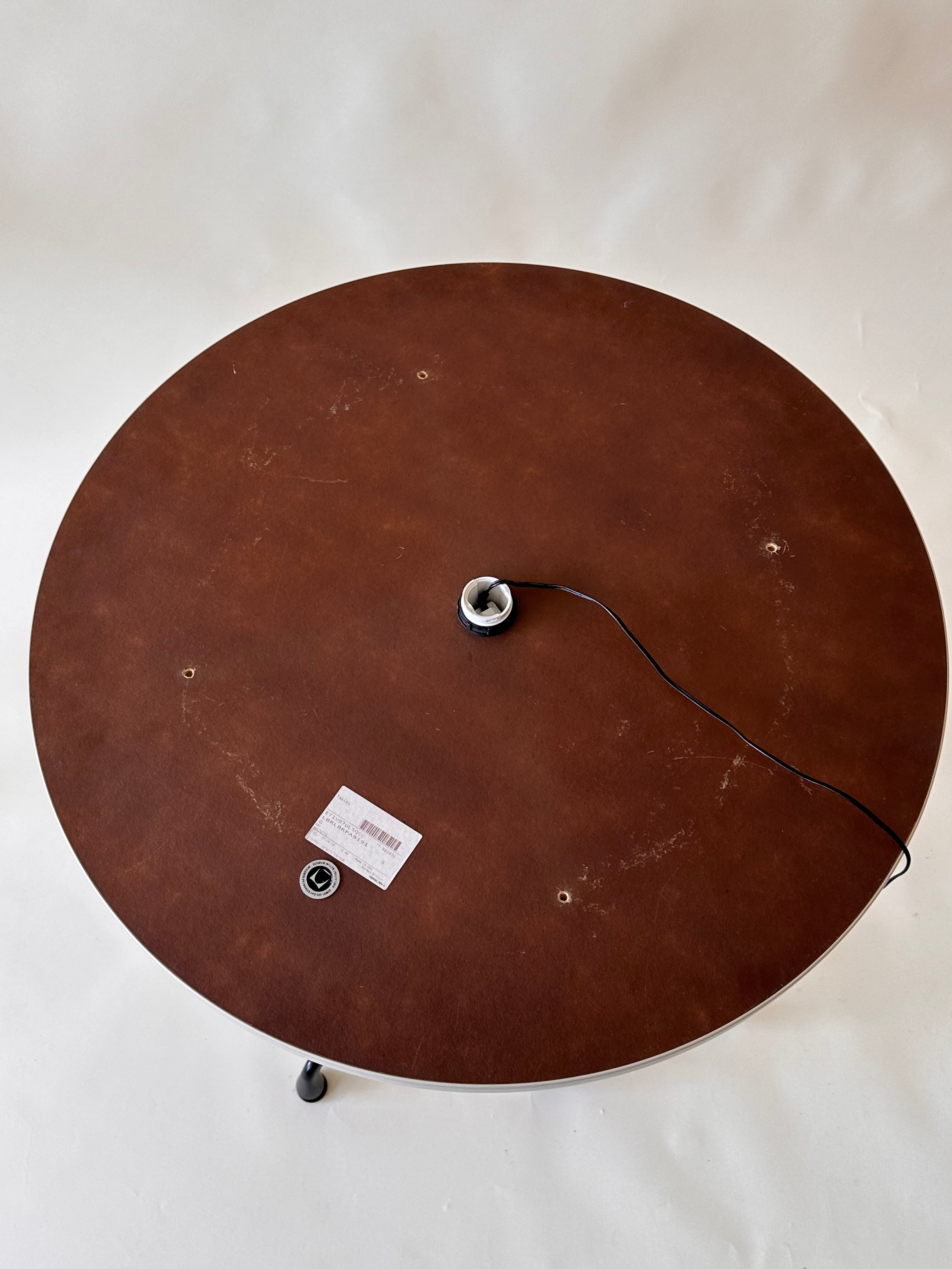 Table ronde de conférence Eames pour Herman Miller, 2019