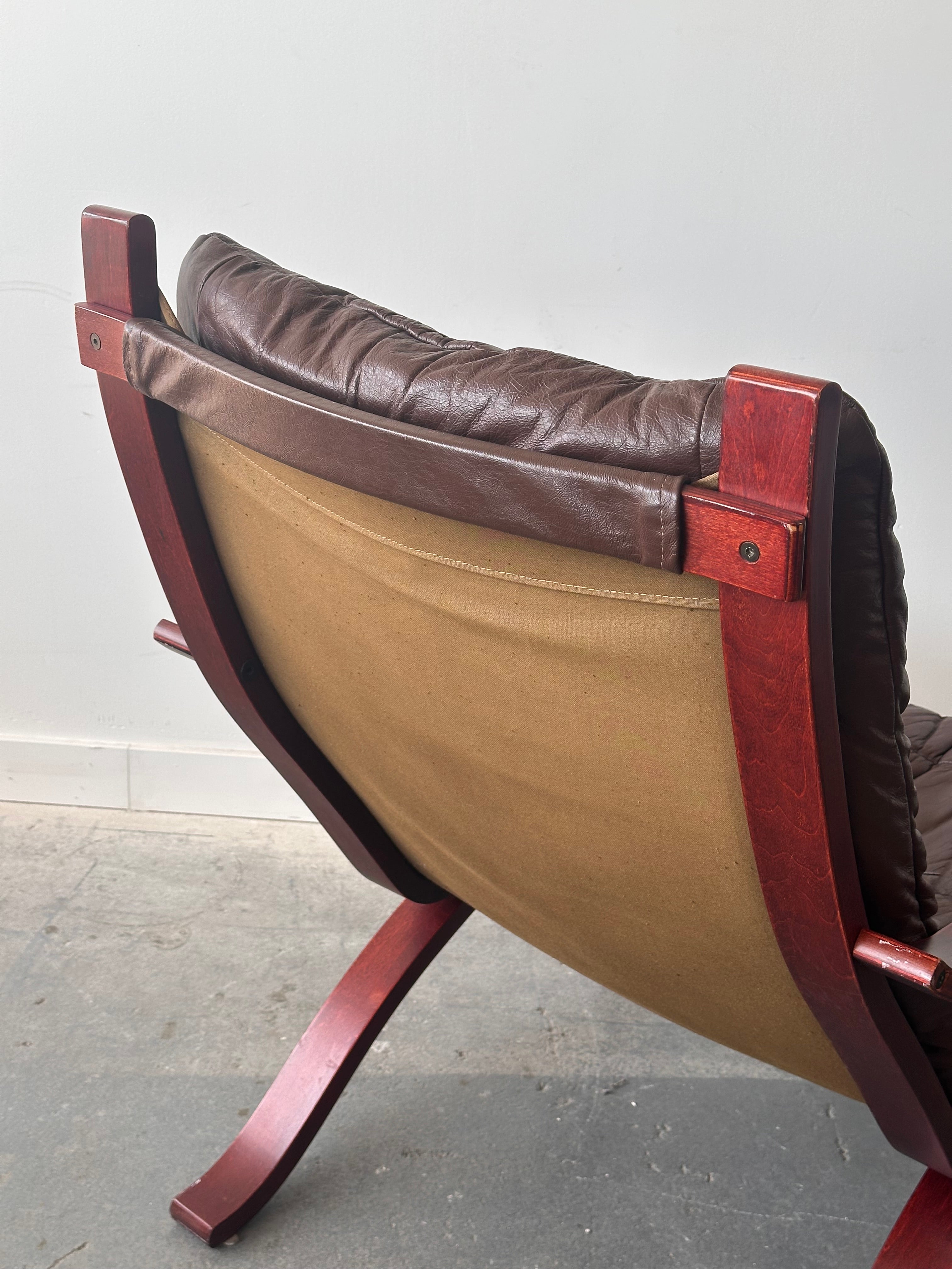 Chaise de lounge scandinave par Plydesigns, 1970s 🇨🇦