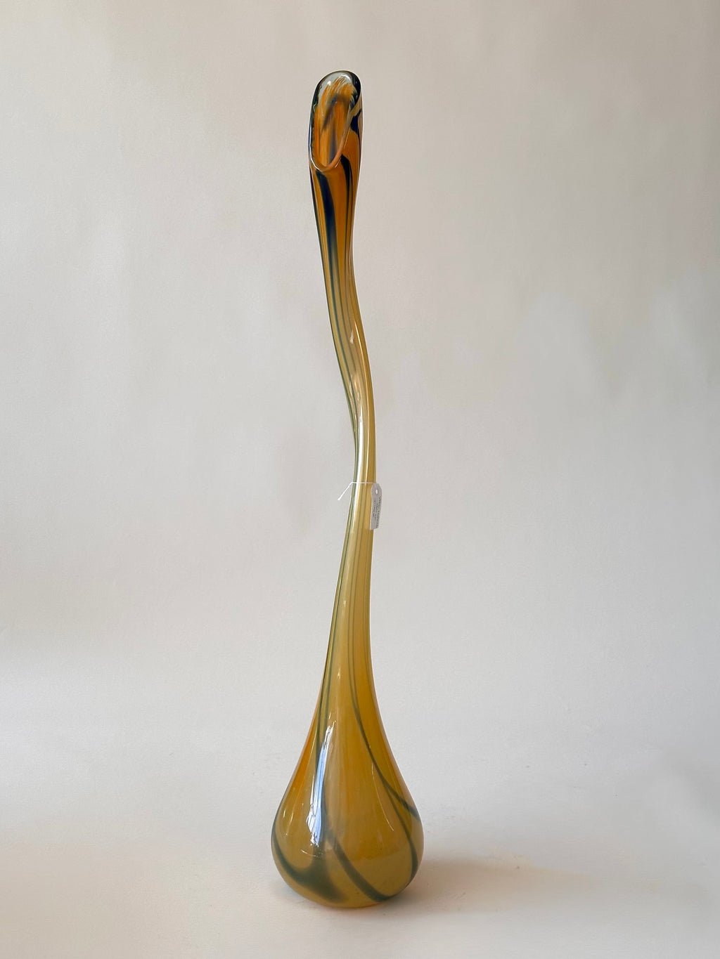 Vase sculptural en verre de Murano, fait en Italie