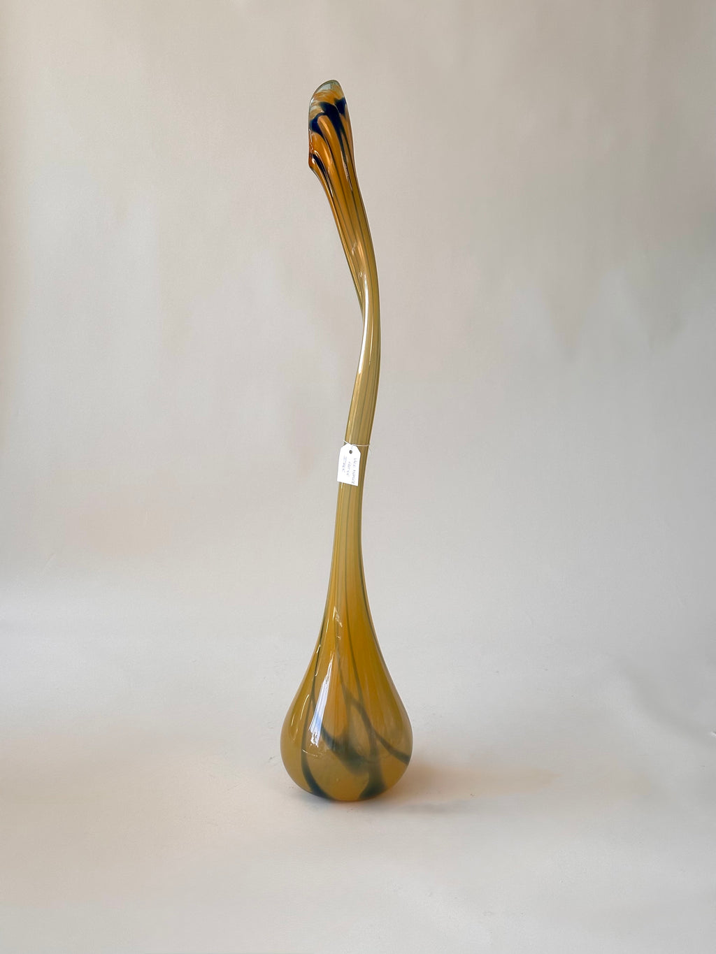 Vase sculptural en verre de Murano, fait en Italie